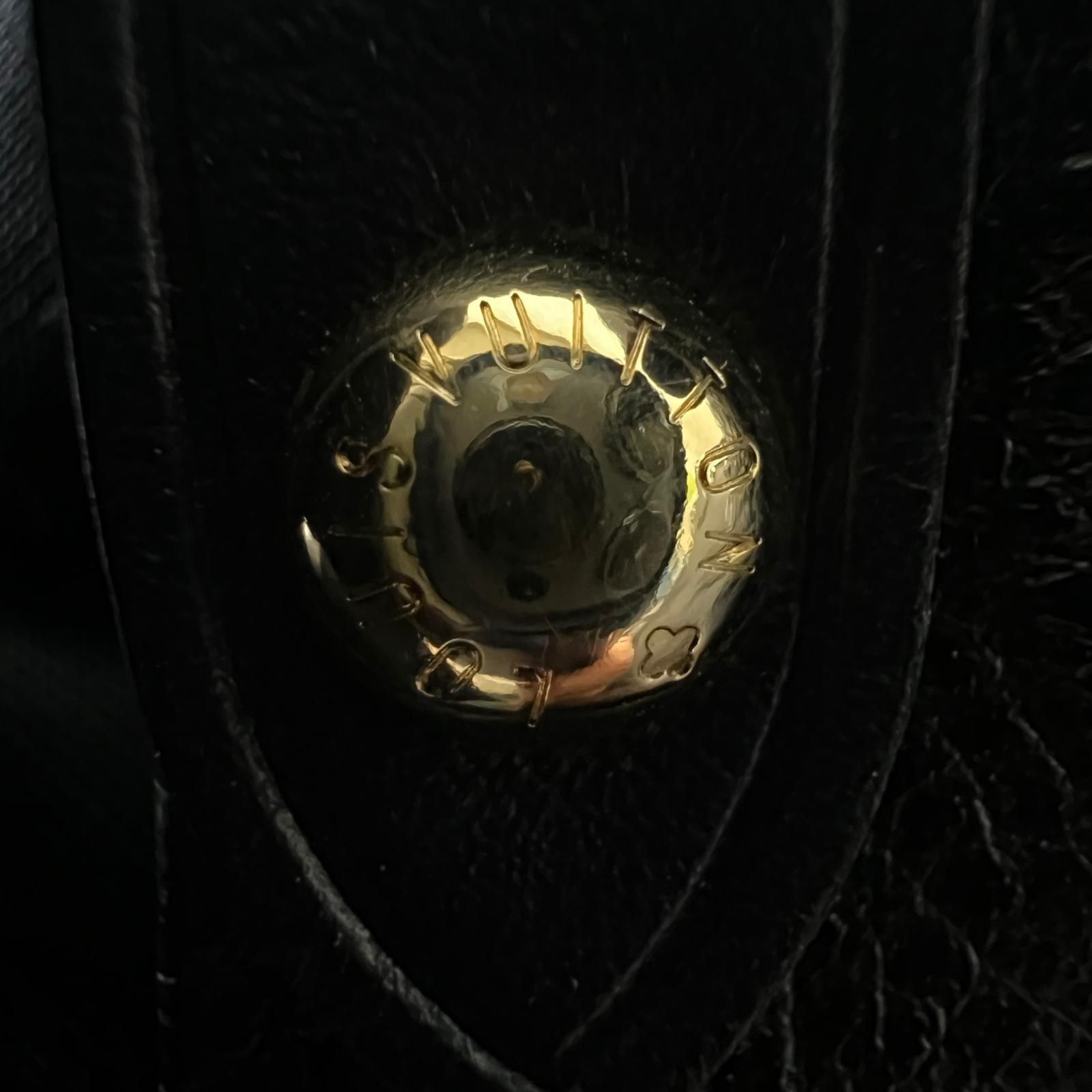 LOUIS VUITTON 極美品 ルイヴィトン オンザゴーMM モノグラムアンプラント ジャイアント 2way トートバッグ M45595 レザー RFID確認済 ブラック ビジネスバッグ ハンドバッグ ショルダーバッグ LV Aランク 中古 鑑定済 LOUIS VUITTON 極美品 ルイヴィトン オンザゴーMM モノグラムアンプラント ジャイアント 2way トートバッグ M45595 レザー RFID確認済 ブラック ビジネスバッグ ハンドバッグ ショルダーバッグ LV Aランク 中古 鑑定済