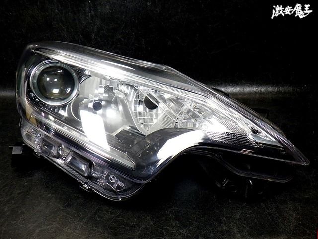 【破損無し! 即発送!】点灯OK! 日産 純正 E12 ノート 後期 LED ヘッドライト ヘッドランプ 右 運転席 刻印:D ICHIKOH 1934 【破損無し! 即発送!】点灯OK! 日産 純正 E12 ノート 後期 LED ヘッドライト ヘッドランプ 右 運転席 刻印:D ICHIKOH 1934