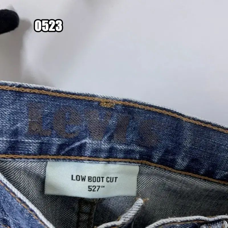 33) リーバイス 527 ブーツカット 00S デニム パンツ マキシコ 33) リーバイス 527 ブーツカット 00S デニム パンツ マキシコ