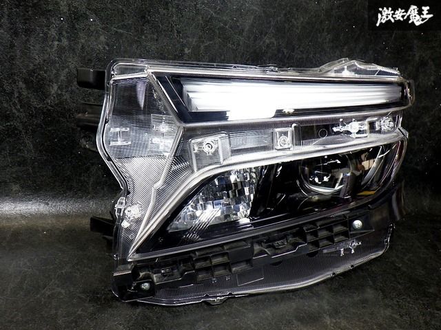 ☆即納☆ 点灯OK! スズキ 純正 MA37S ソリオ バンディット LED ヘッドライト ランプ 左 助手席 KOITO 100-593AB MB37S デリカD2カスタム ☆即納☆ 点灯OK! スズキ 純正 MA37S ソリオ バンディット LED ヘッドライト ランプ 左 助手席 KOITO 100-593AB MB37S デリカD2カスタム