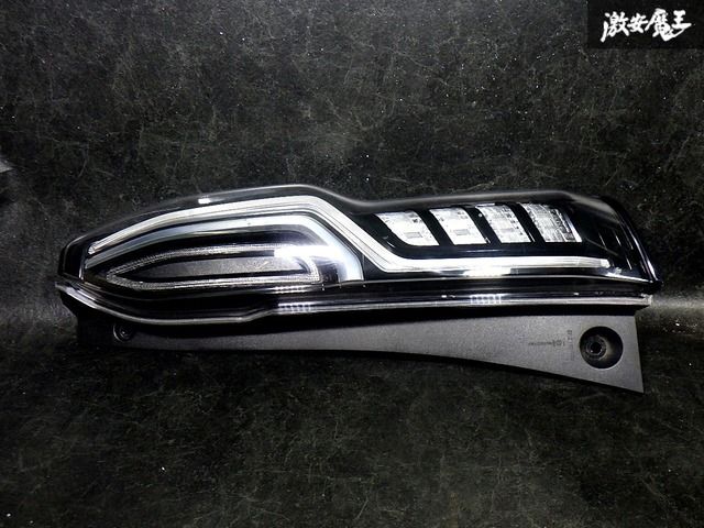 【破損無し！ 即発送！】点灯OK！ ホンダ 純正 JF3 JF4 N-BOX カスタム LED テールライト テールランプ 右 運転席 打刻:D ICHIKOH D186