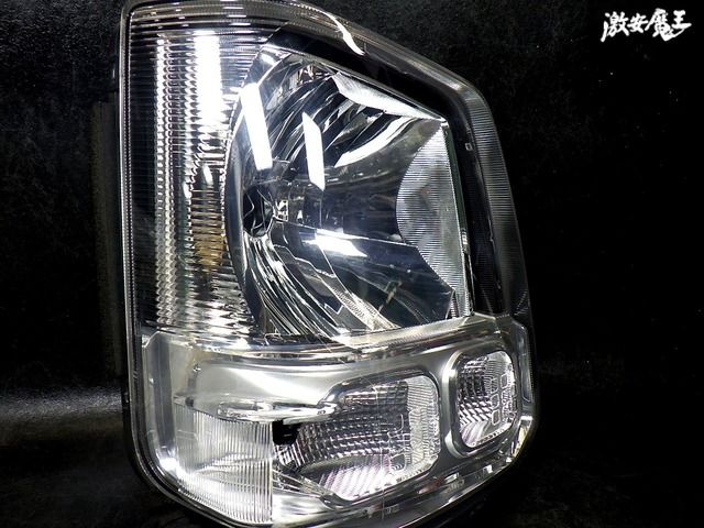 ☆即納☆ スズキ 純正 DA17V エブリイ バン ハロゲン ヘッドライト ヘッドランプ 右 運転席 LE14C6327 ☆即納☆ スズキ 純正 DA17V エブリイ バン ハロゲン ヘッドライト ヘッドランプ 右 運転席 LE14C6327