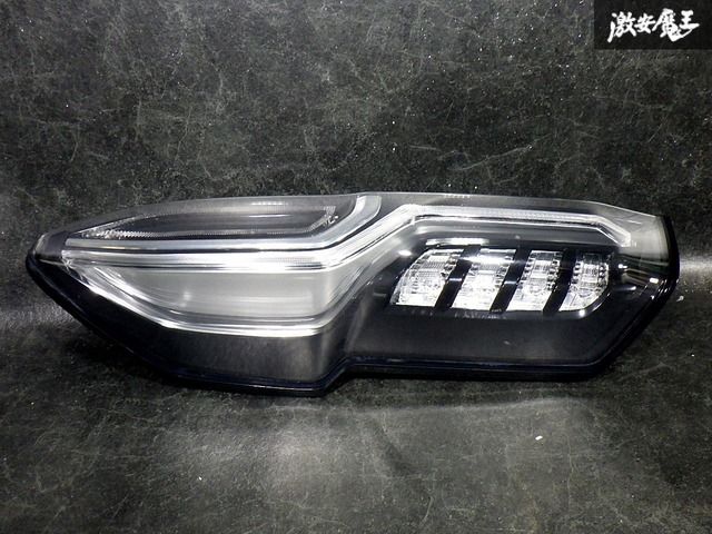 【破損無し！ 即発送！】点灯OK！ ホンダ 純正 JF3 JF4 N-BOX カスタム LED テールライト テールランプ 左 助手席 打刻:D ICHIKOH D186