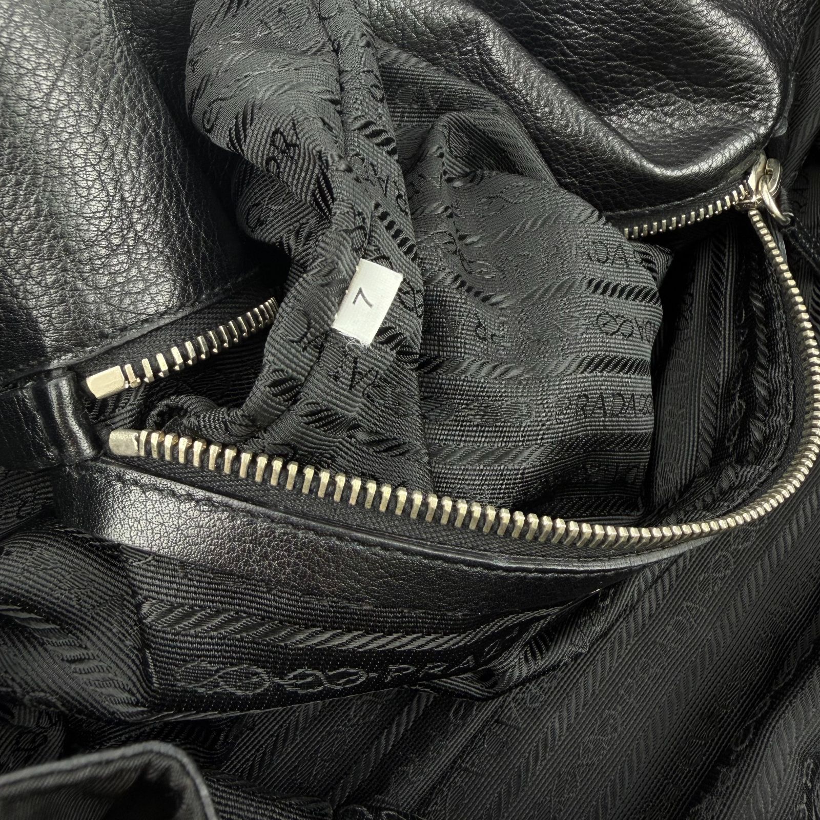 中古】PRADA プラダ ロゴ 肩掛け ショルダーバッグ トートバッグ