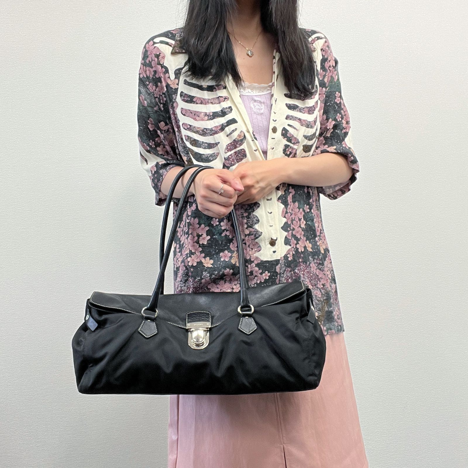 中古】PRADA プラダ ロゴ 肩掛け ショルダーバッグ トートバッグ 