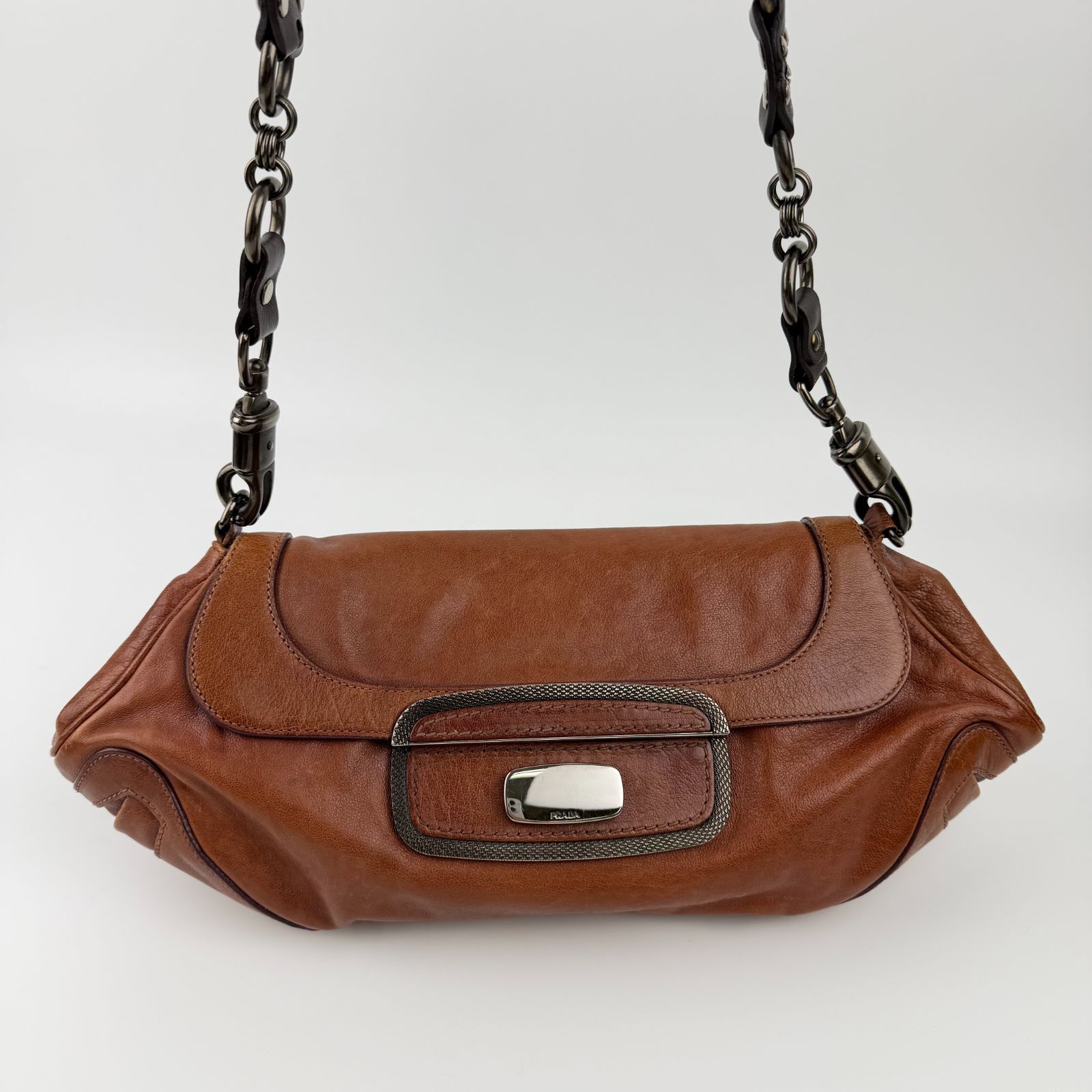 中古】PRADA プラダ チェーンショルダーバッグ レザー ブラウン 金具 