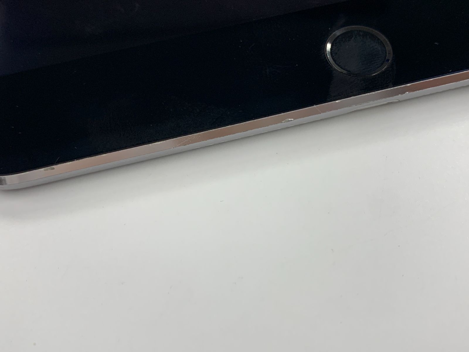iPad mini 4 64GB スペースグレイ SIMフリー- メルカリ