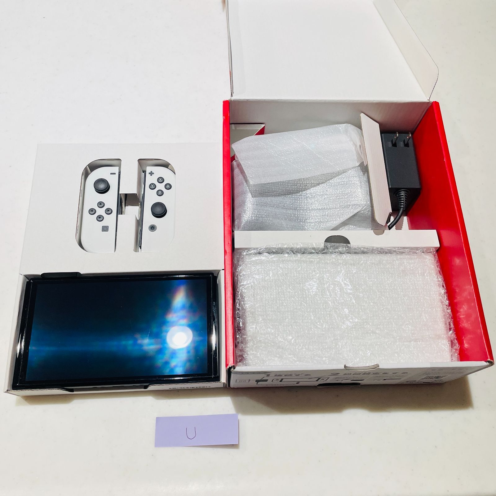 Nintendo Switch 有機ELモデル 初期化済 箱あり 付属品一式 若干スレ傷あり】Nintendo Switch 有機ELモデル ホワイト 本体 付属品