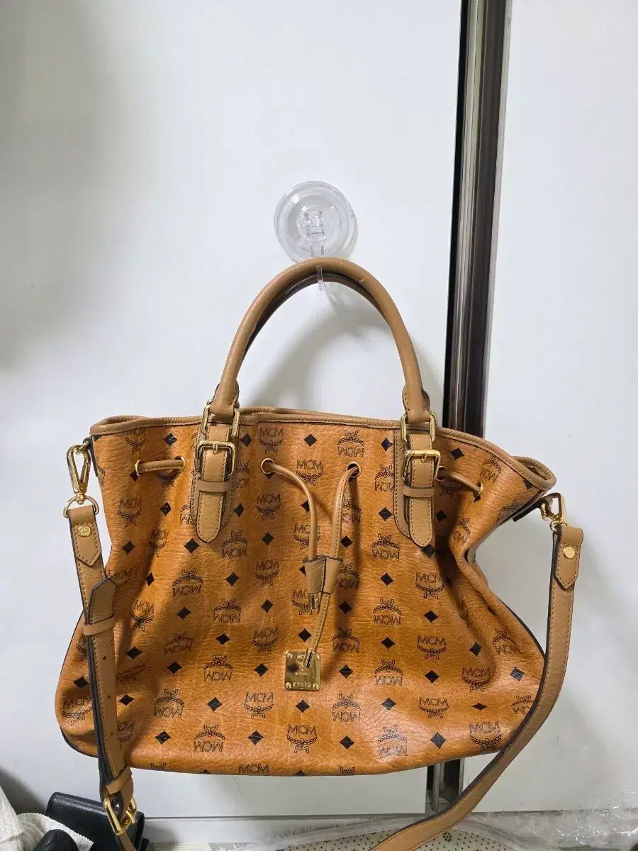 MCM ロゴ ショルダーバッグ / トートバッグ ヴィセトス