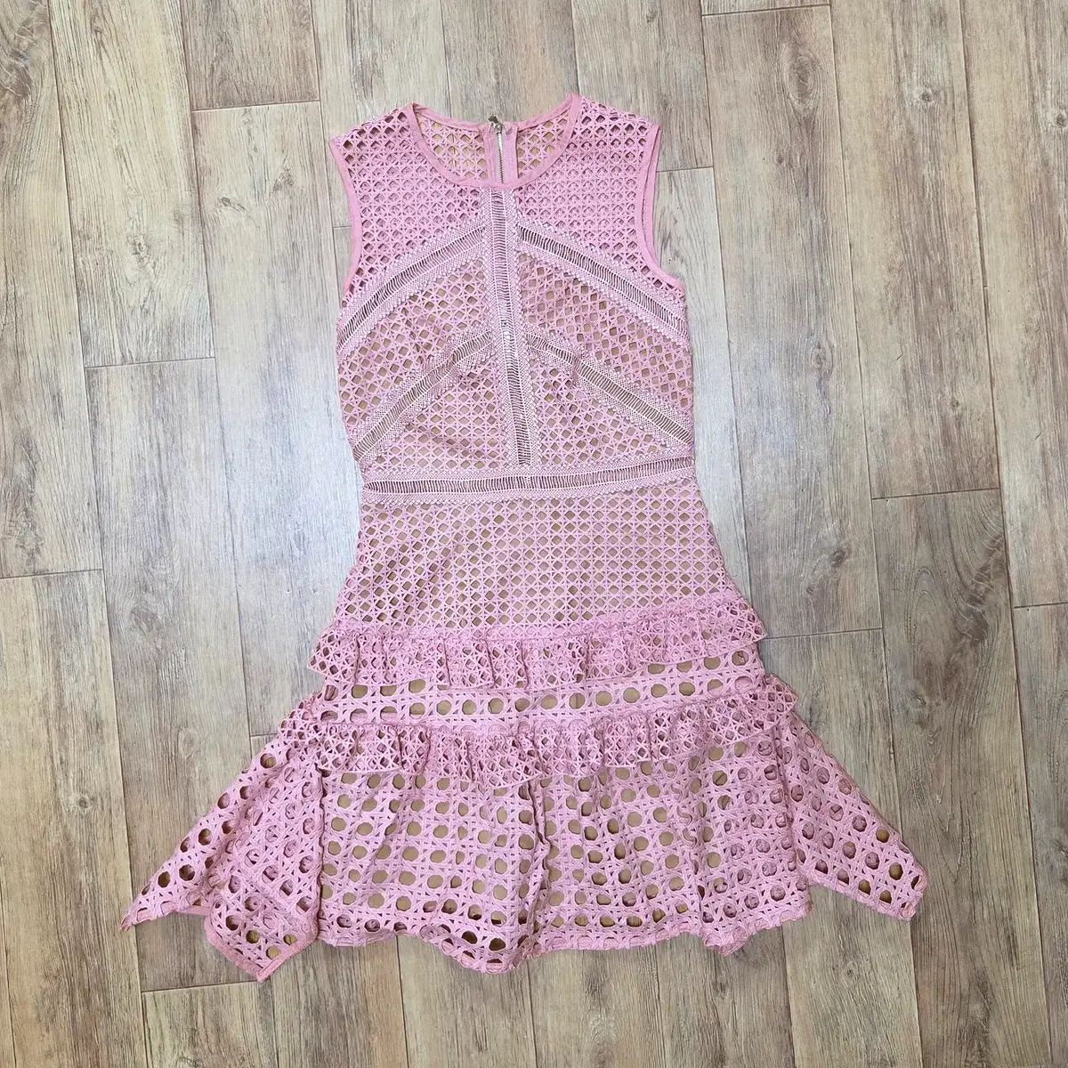 セルフ* レイ フリルワンピース 55 8,153円