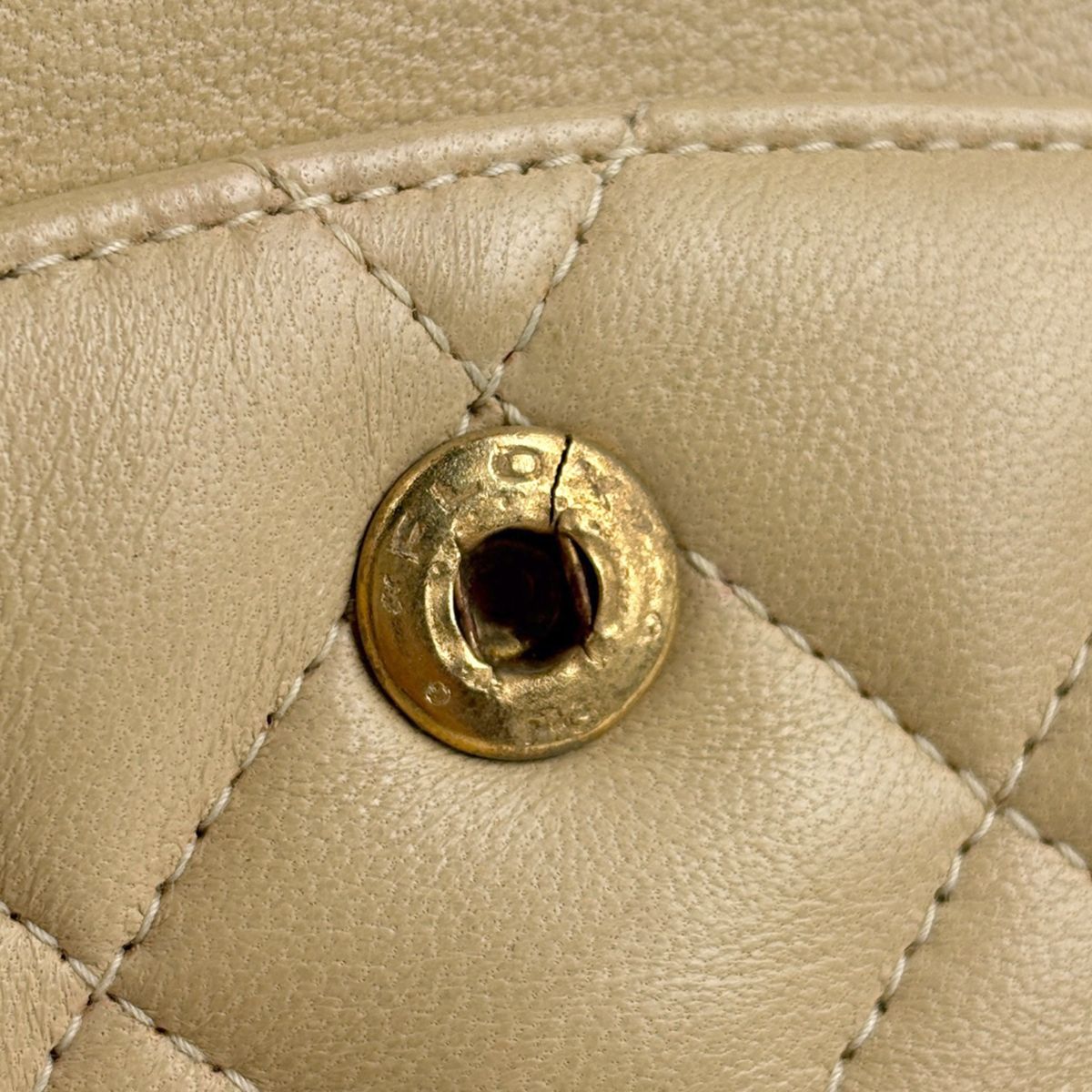 シャネル CHANEL マトラッセ Wフラップ チェーン ショルダーバッグ ココマーク ショルダーバッグ レザー ベージュ A01112 レディース 【中古】