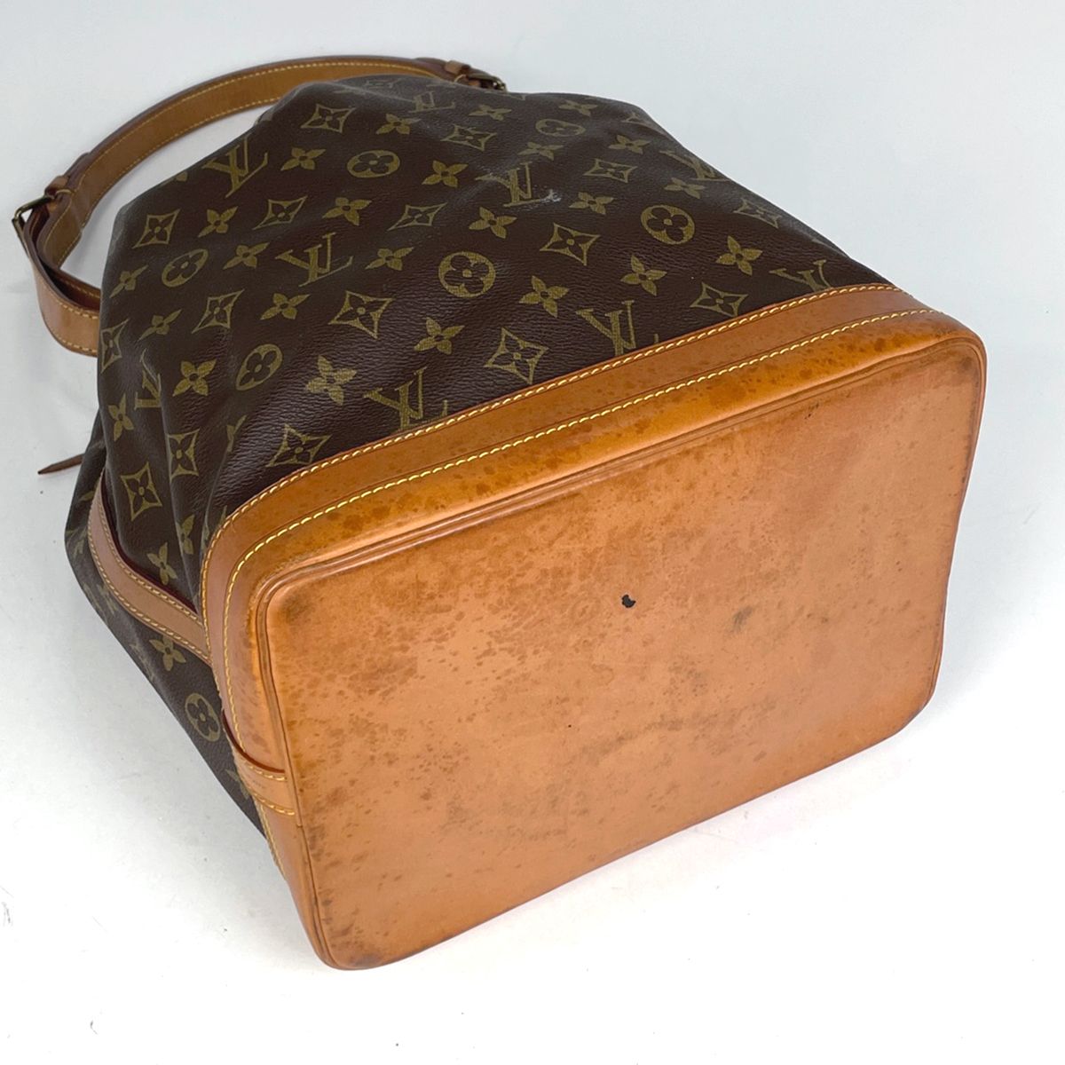 ルイ・ヴィトン Louis Vuitton ノエ ワンショルダー 肩掛け 巾着型 