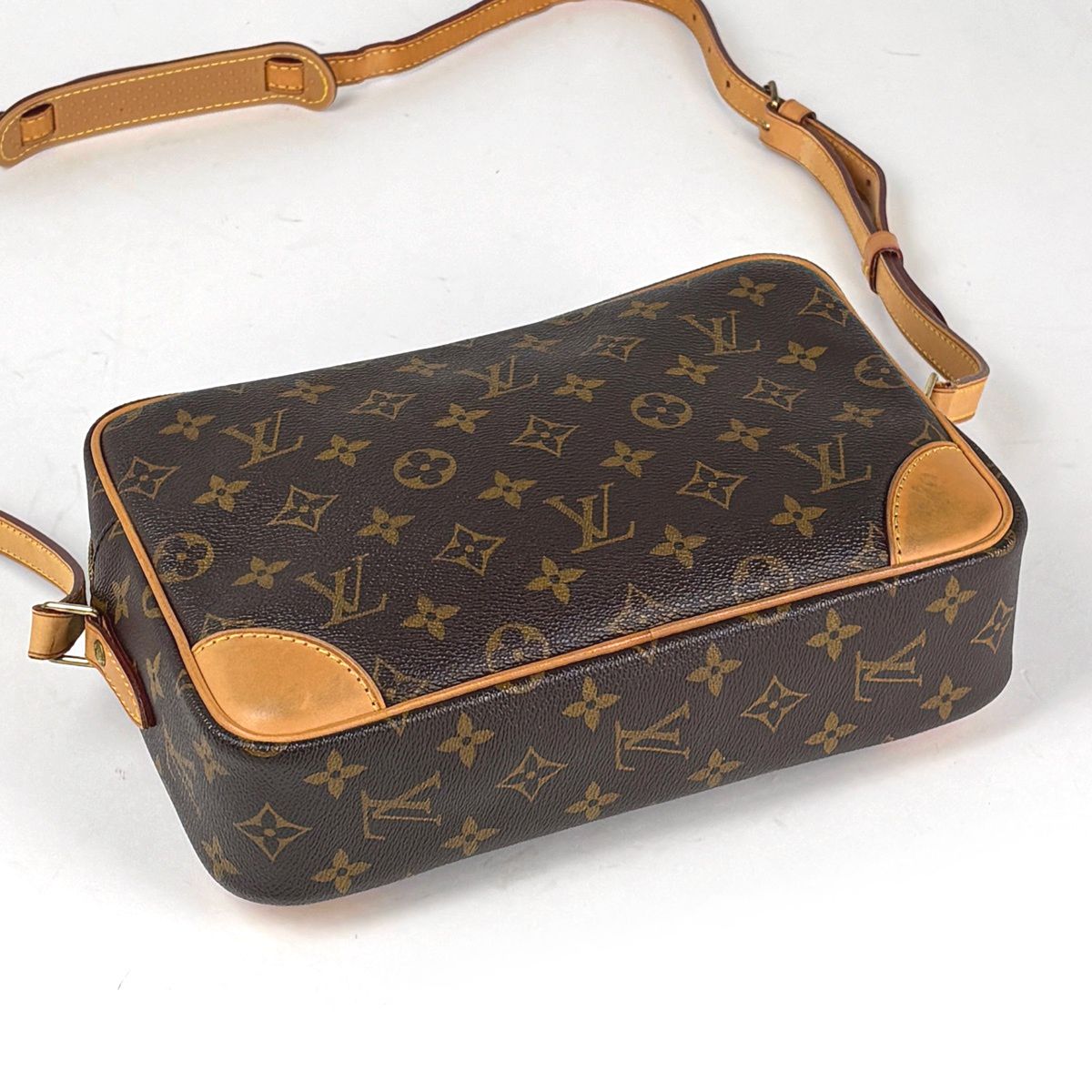 ルイ・ヴィトン Louis Vuitton トロカデロ27 ショルダーバッグ 