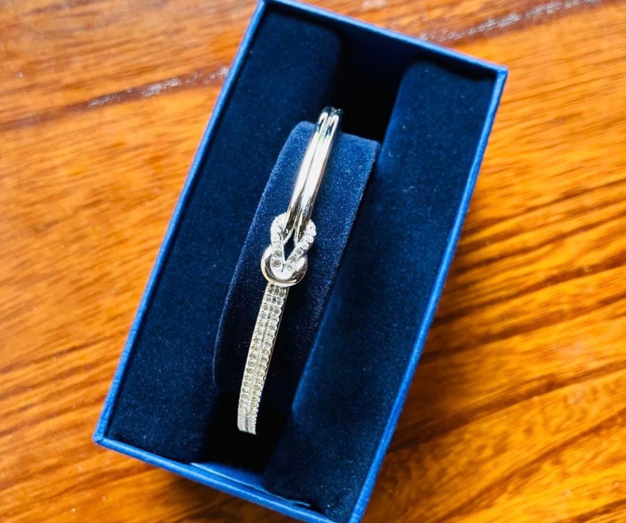 スワロフスキー Swarovskiバングル ダブルストランド