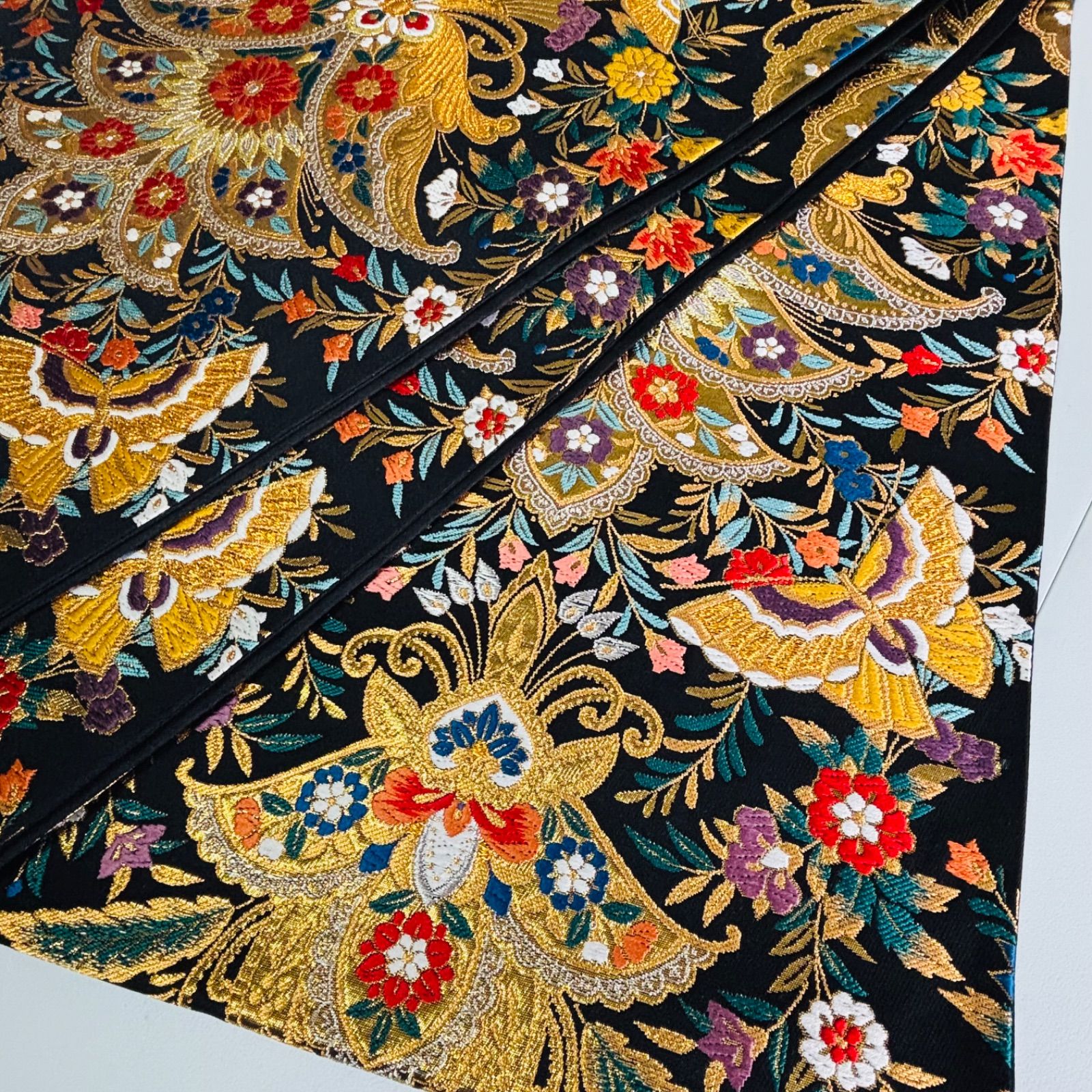 美品 袋帯 正絹 黒地 金 洋花文 フォーマル 振袖 訪問着 留袖 色無地 