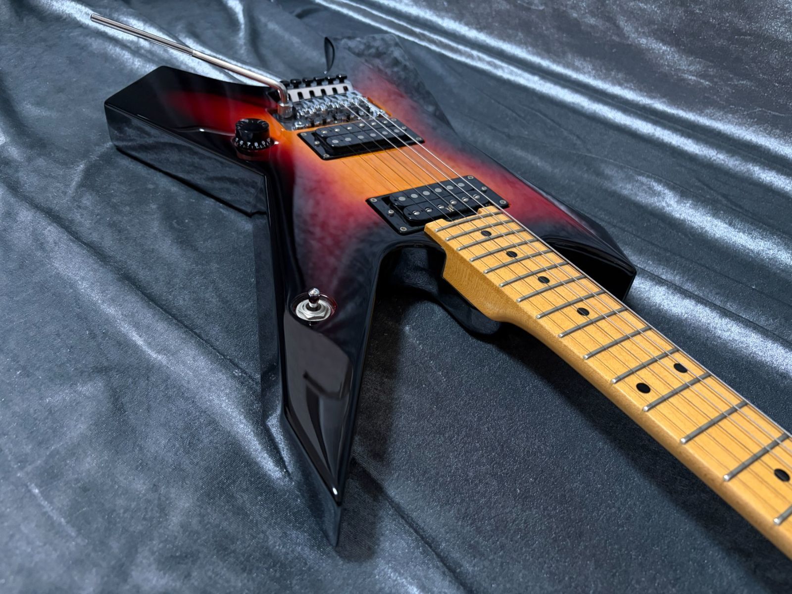 Killer KG-Exploder キラー高崎晃シグネチャーモデル 定価165,000円 中古エレキギター USED Killer KG-Exploder キラー高崎晃シグネチャーモデル 定価165,000円 中古エレキギター USED