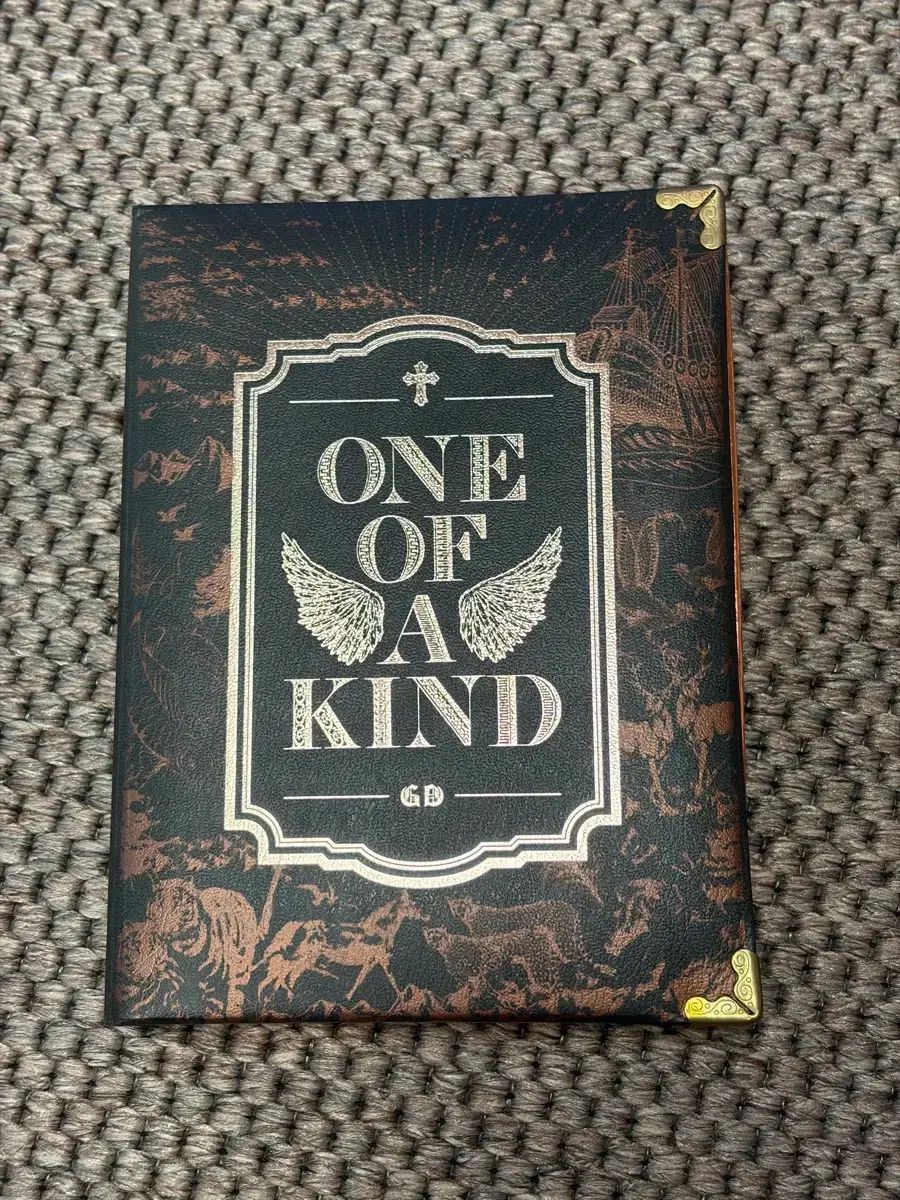 G-DRAGON (ジードラゴン) ONE OF A KIND アルバム
