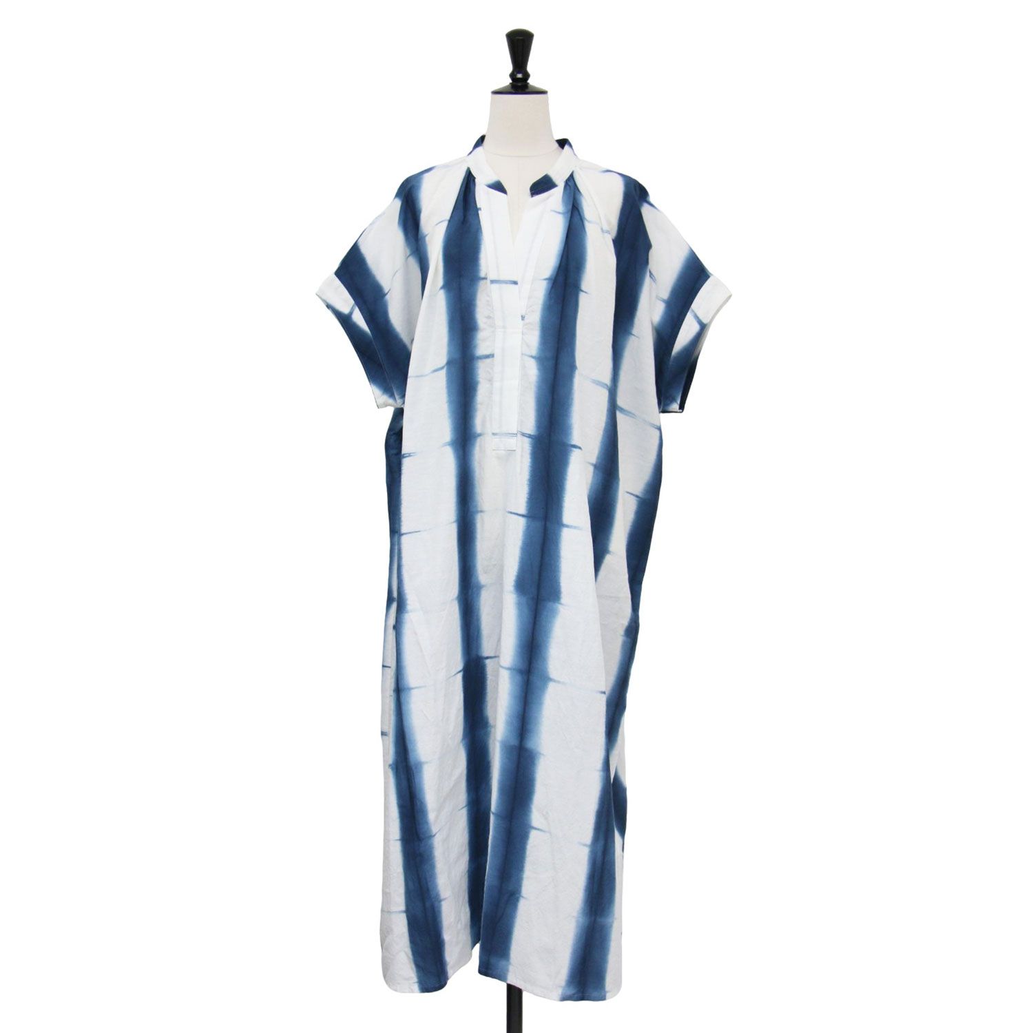 yuni ユニ 25秋冬 コットン キュプラ リネン 板染め kaftan ワンピース / カフタン シャツワンピース 半袖 ロング丈 ワイド アオFREE