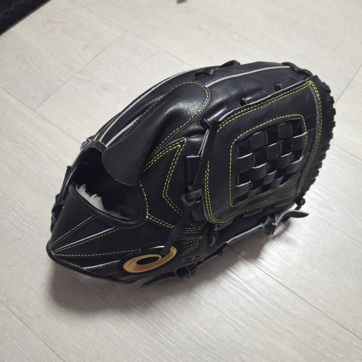 アシックス GOLDSTAGE 投手/オールラウンド グローブ
