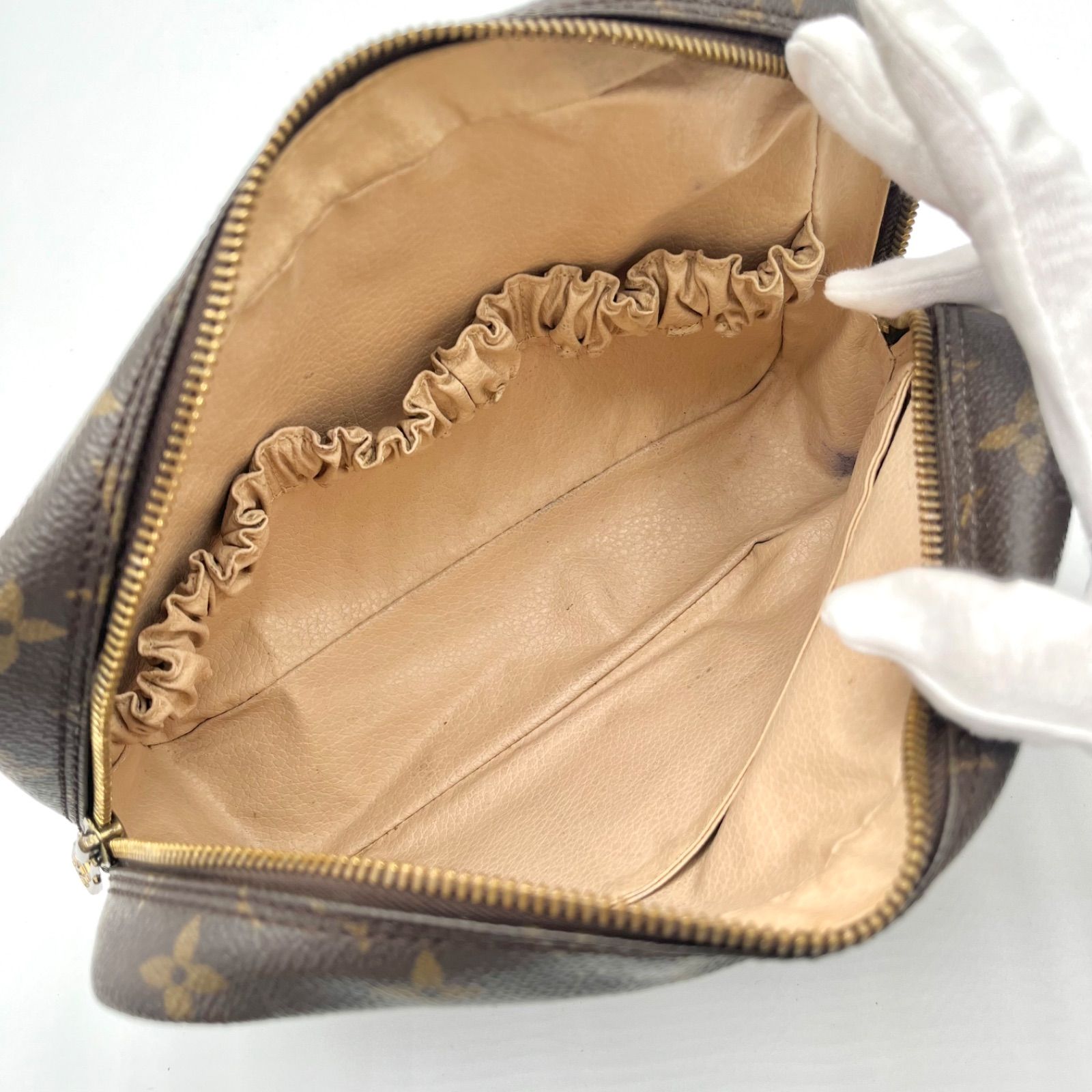 LOUIS VUITTON ルイヴィトン トゥルーストワレット23 モノグラム