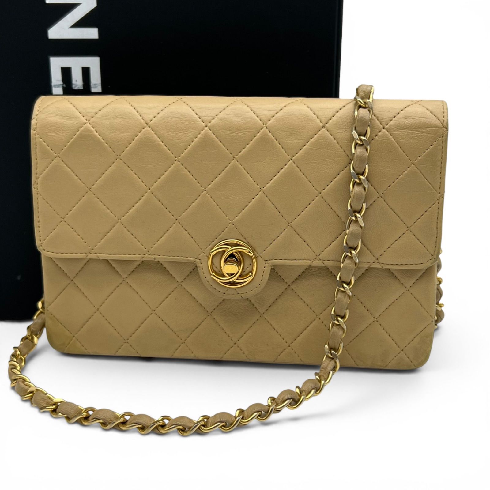 CHANEL シャネル ミニマトラッセ チェーンショルダー ベージュ サークルココ ターンロック ラムスキン