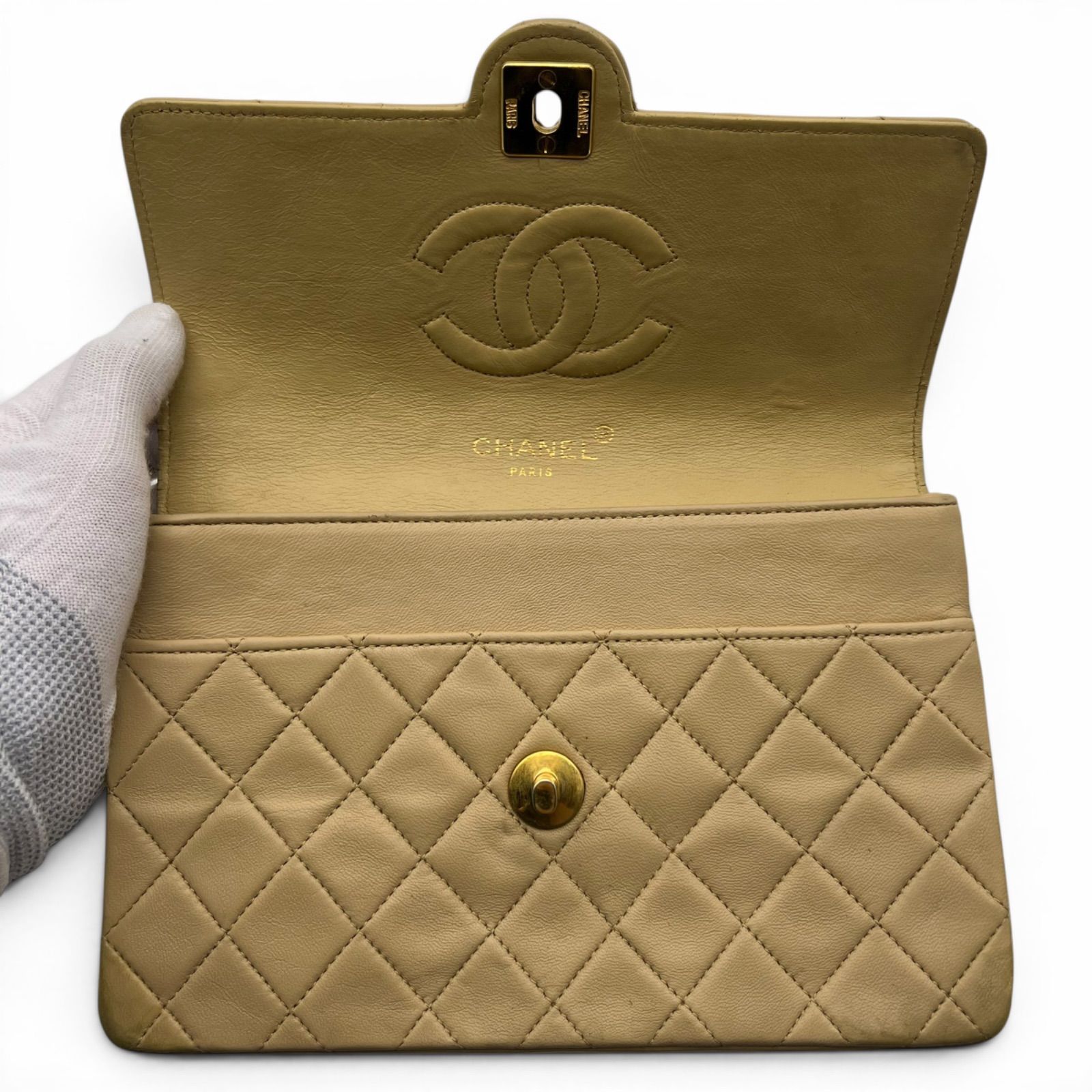 CHANEL シャネル ミニマトラッセ チェーンショルダー ベージュ 