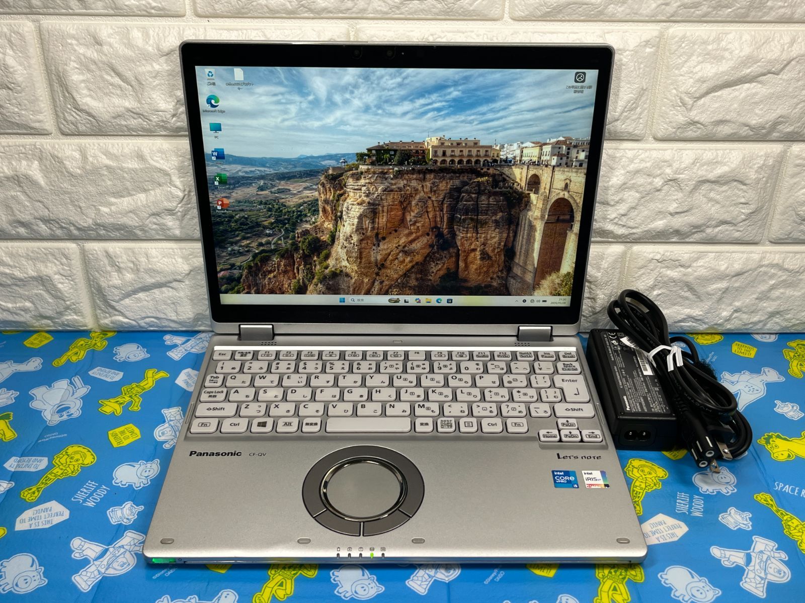 CF-QV1 16GB レッツノート 12.0型 タッチパネル 2in1 軽量