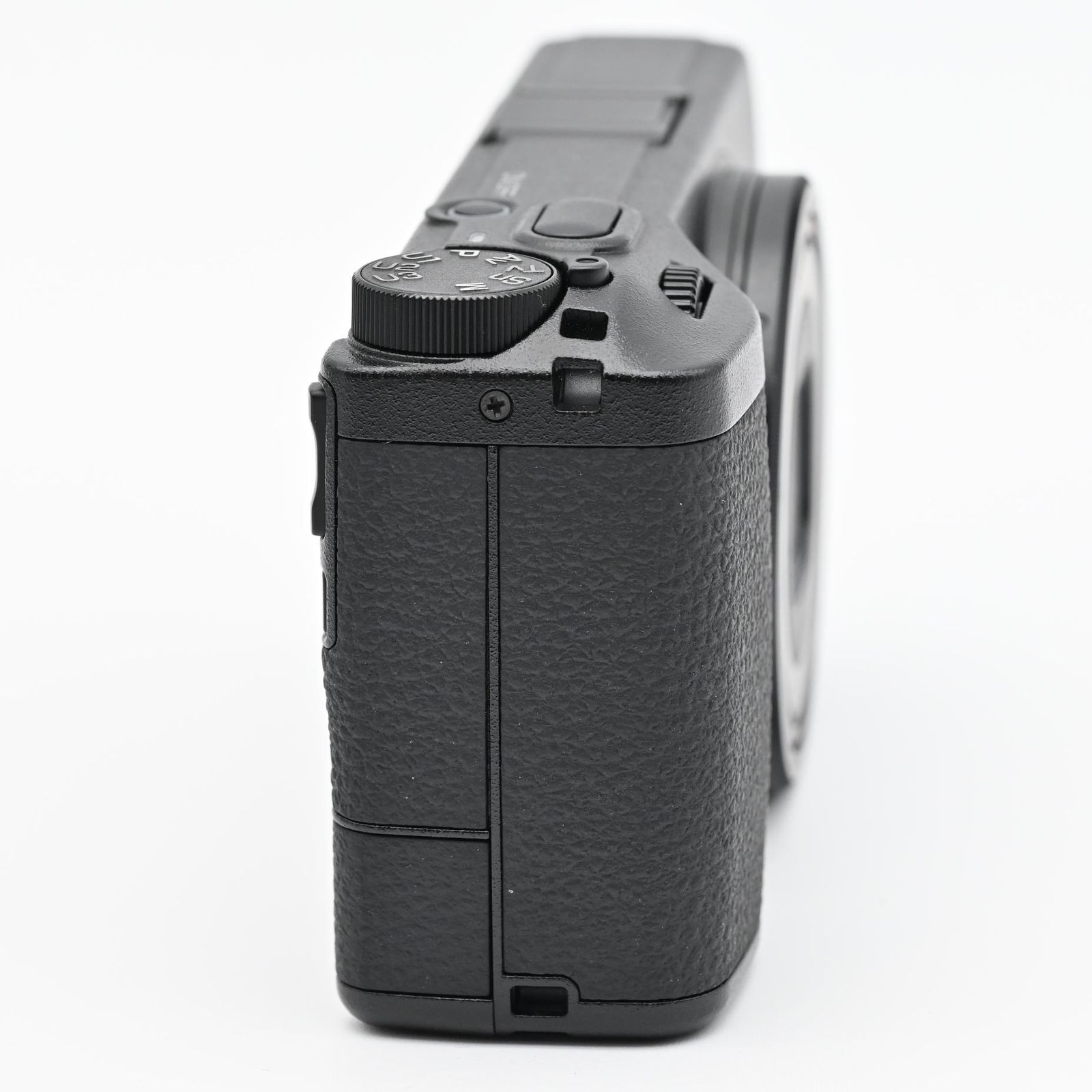 RICOH GR IV ショット数 7回 ほぼ新品 - メルカリ