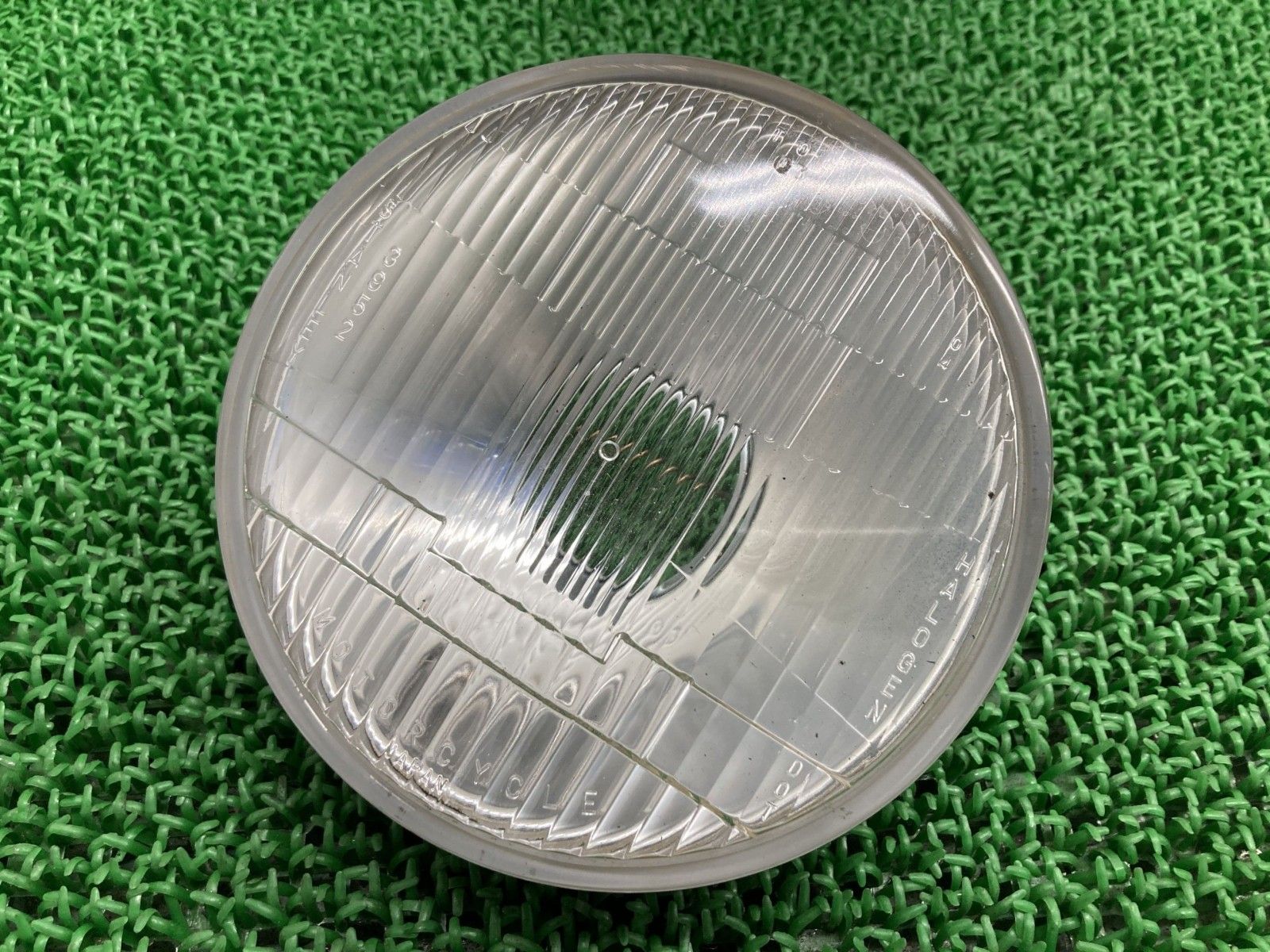 FTR223 ヘッドライト 3952 ホンダ 純正 中古 MC34 割れ欠け無し おすすめ品 Ae