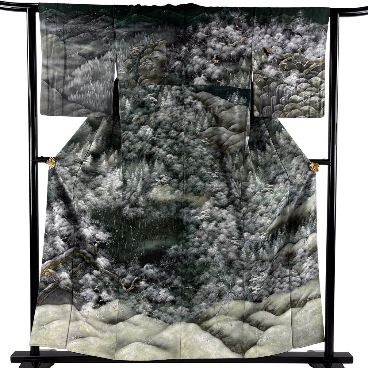 【美品】 訪問着 身丈157cm 裄丈62cm S 袷 落款 風景 松 ラメ ぼかし 灰緑 正絹 名品 【中古】