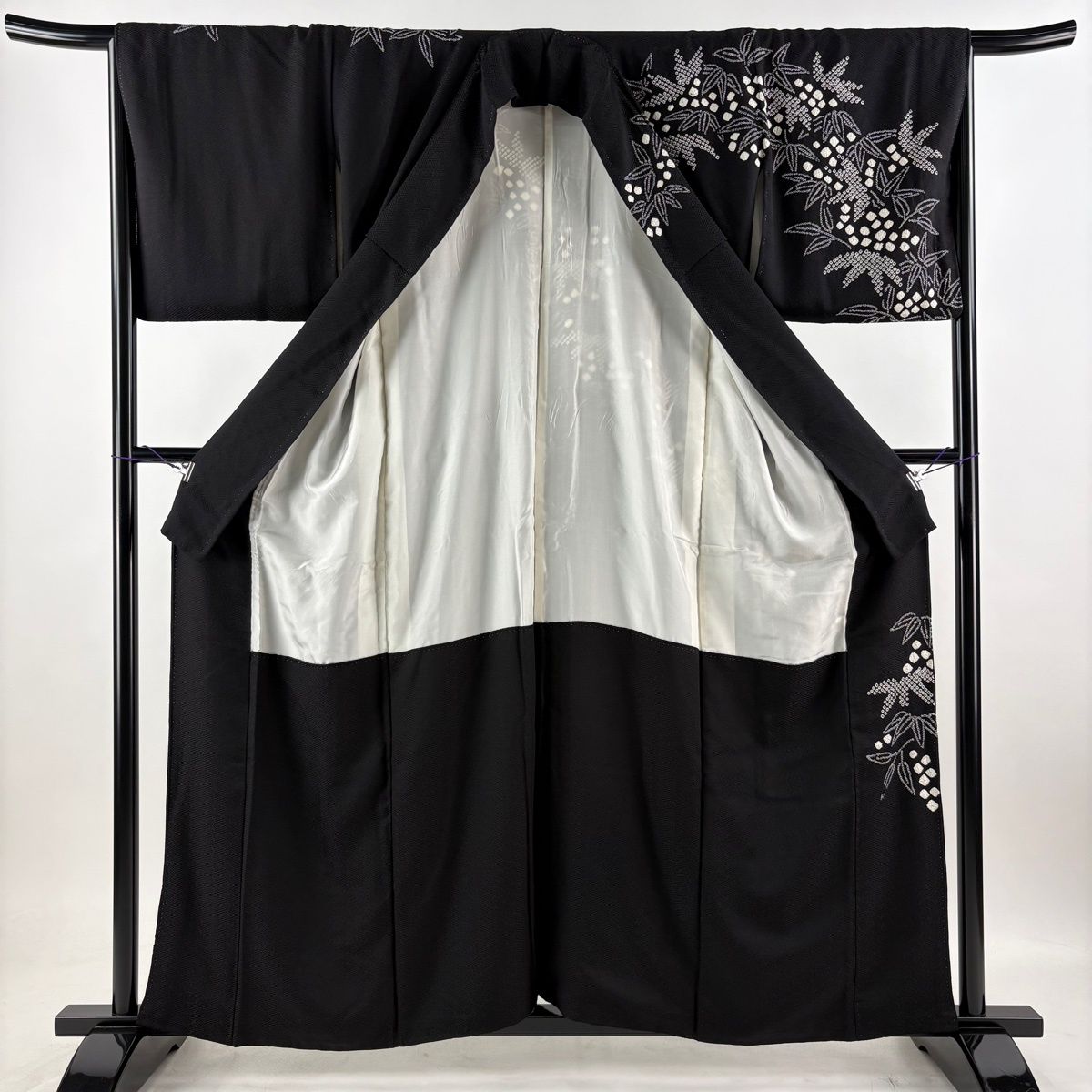 美品】 訪問着 身丈158.5cm 裄丈66cm M 袷 笹 絞り 黒 正絹 秀品