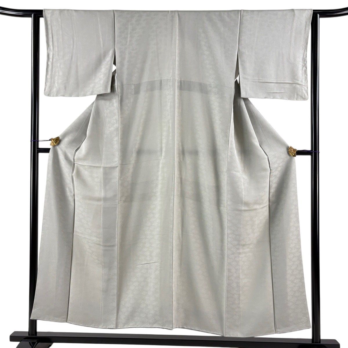 色無地 身丈151.5cm 裄丈63cm S 袷 地紋 灰色 正絹 秀品 【中古】
