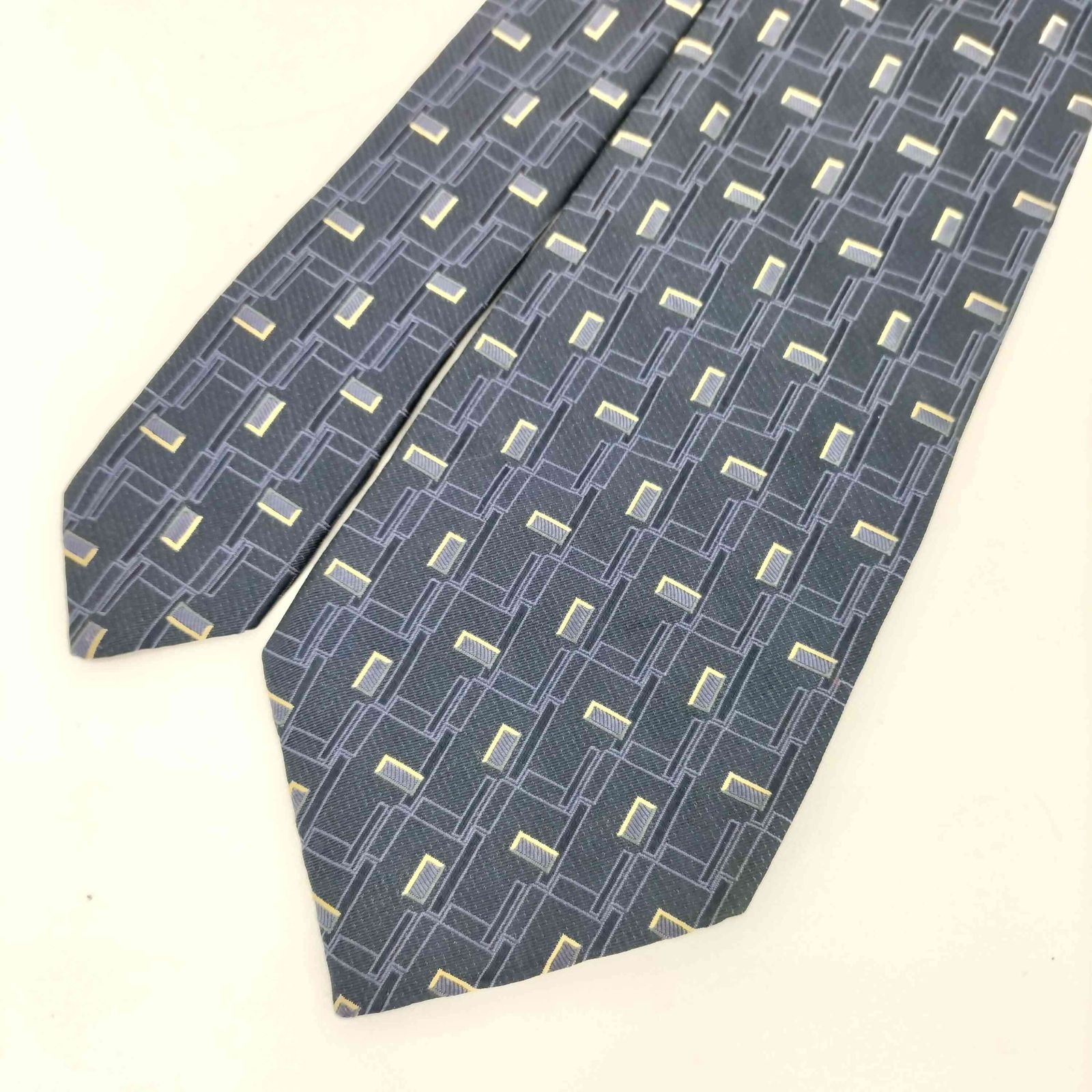 【美品】イッセイミヤケ　ネクタイ　プリーツ　80s〜90s　アーカイブ　本人期 アイムプロダクトイッセイミヤケ im product ISSEY MIYAKE 80s 立体
