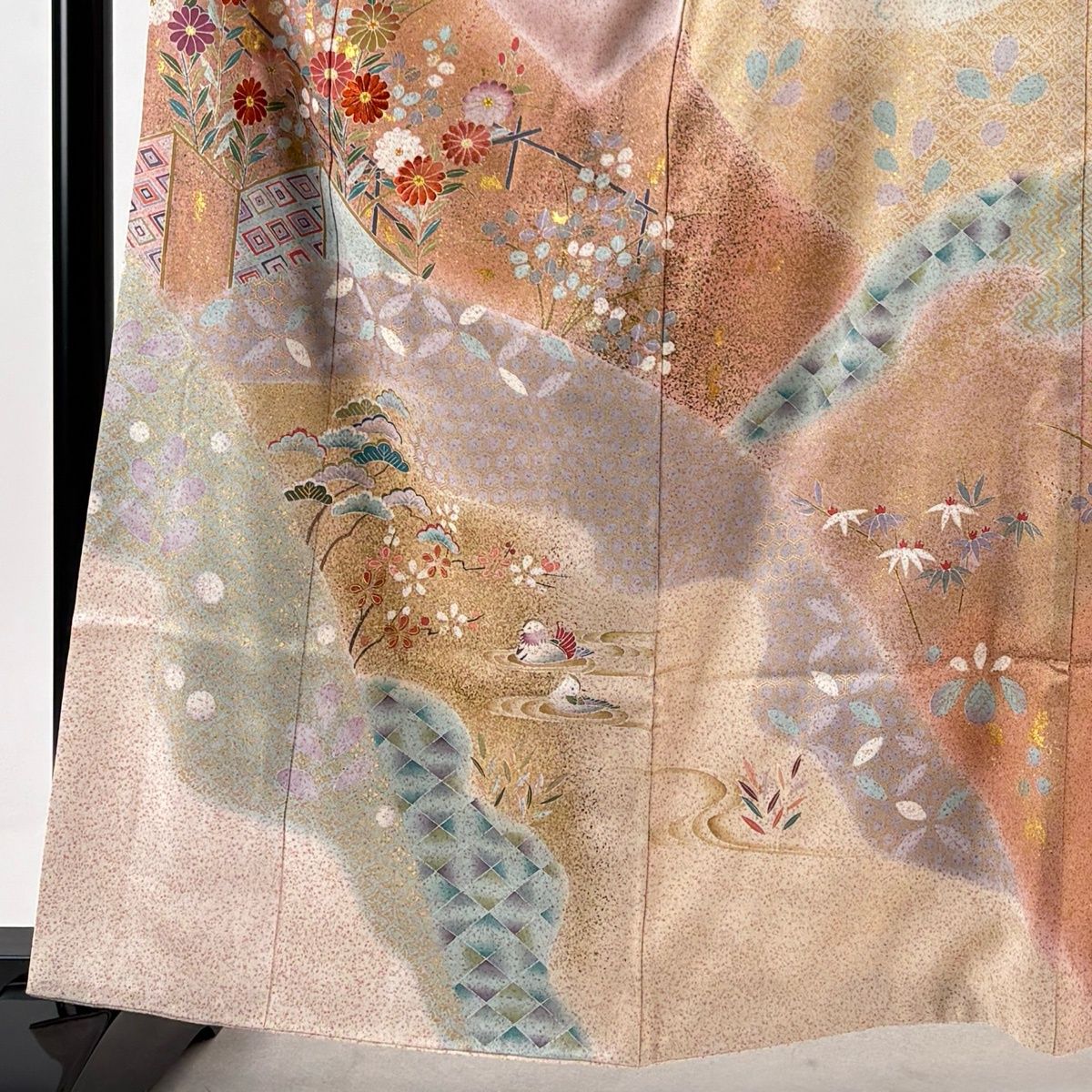 付下げ 身丈161.5cm 裄丈64cm M 袷 小花 金糸 刺繍 鶯色 正絹 秀品 