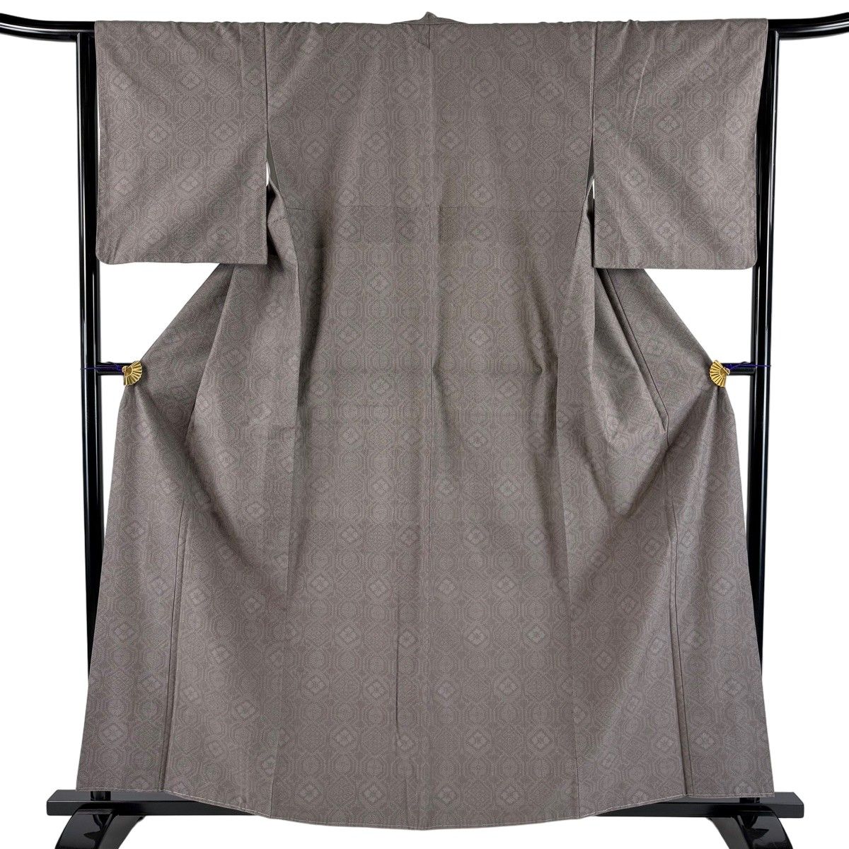 【美品】 紬 身丈160cm 裄丈64cm M 袷 証紙 花菱 灰茶 正絹 秀品 【中古】