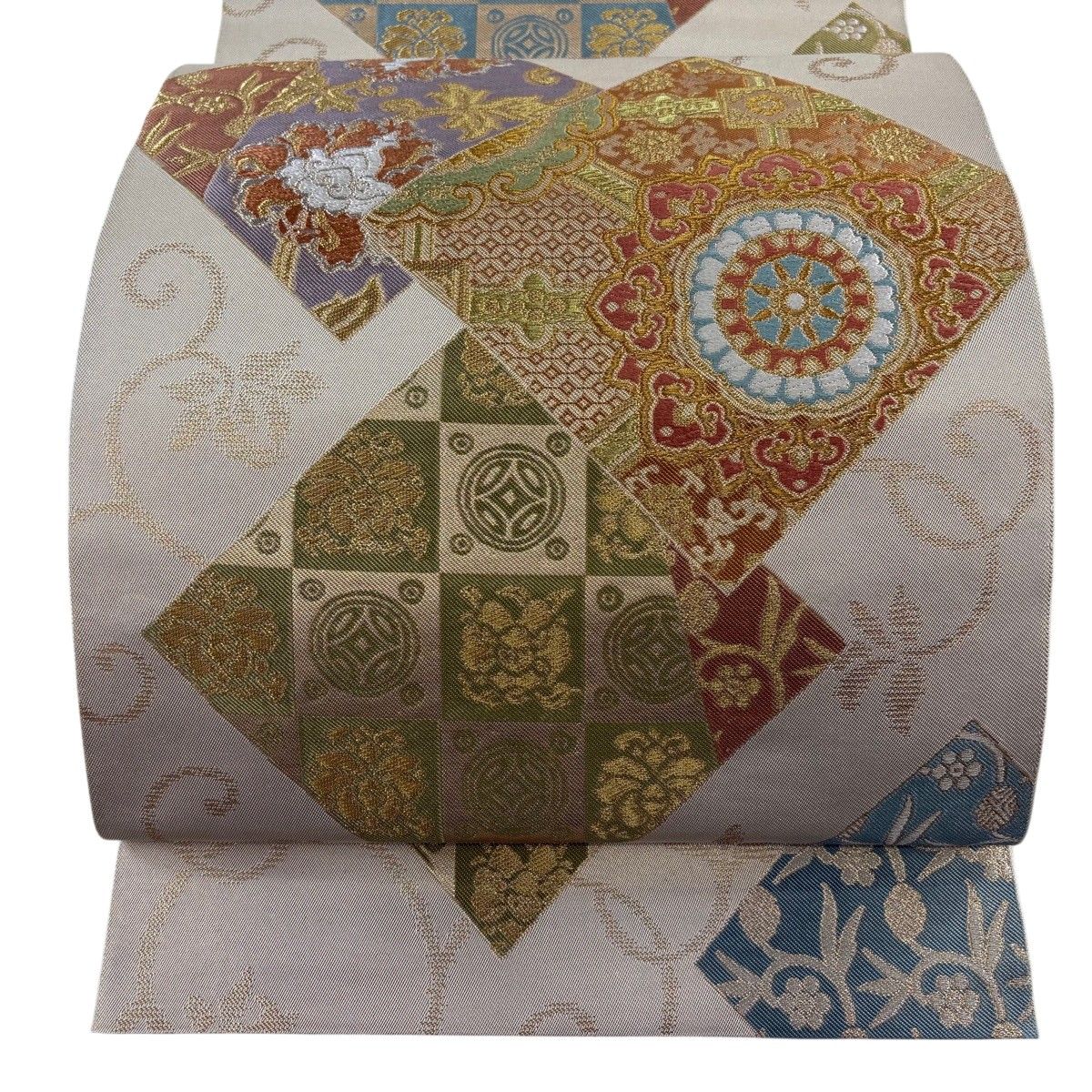 【美品】 袋帯 秀品 川島織物 落款 色紙 花唐草 金銀糸 唐織 ベージュ 六通 正絹 【中古】