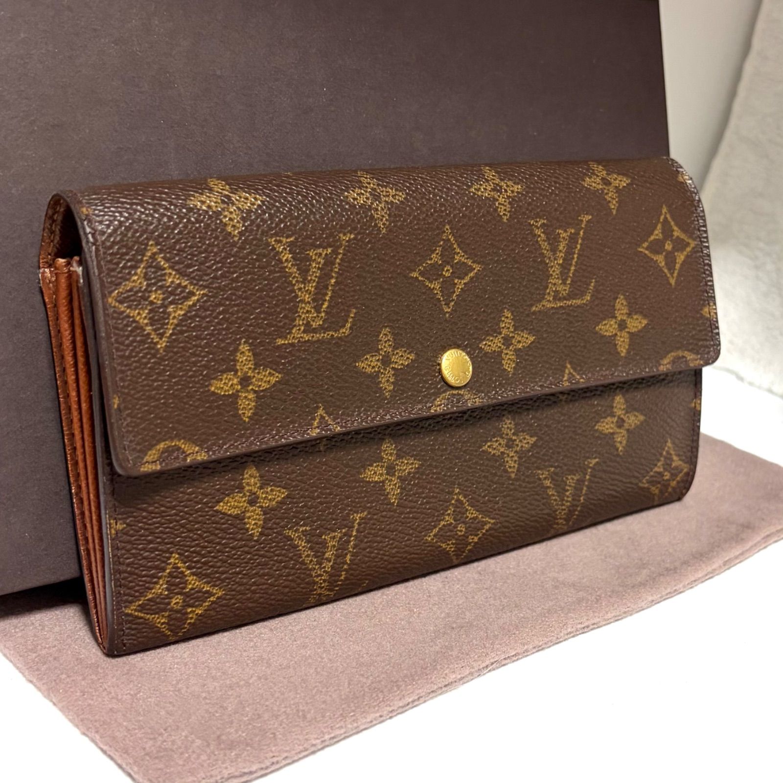 d64 ポルトモネ クレディ　ポルトフォイユ サラ　旧型　Louis Vuitton ルイ ヴィトン 　2つ 折り　二つ折り　フラップ ボタン 式　長 財布　ウォレット　モノグラム