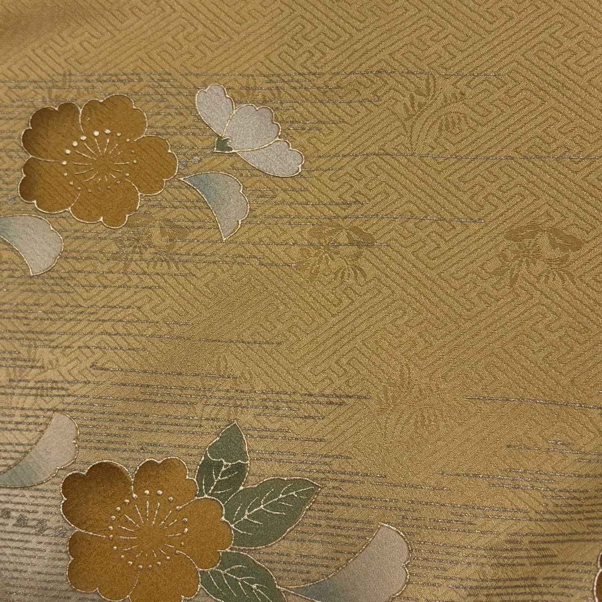 訪問着 身丈163.5cm 裄丈64cm M 袷 桜 菊 金銀彩 ぼかし 黄土色 正絹 