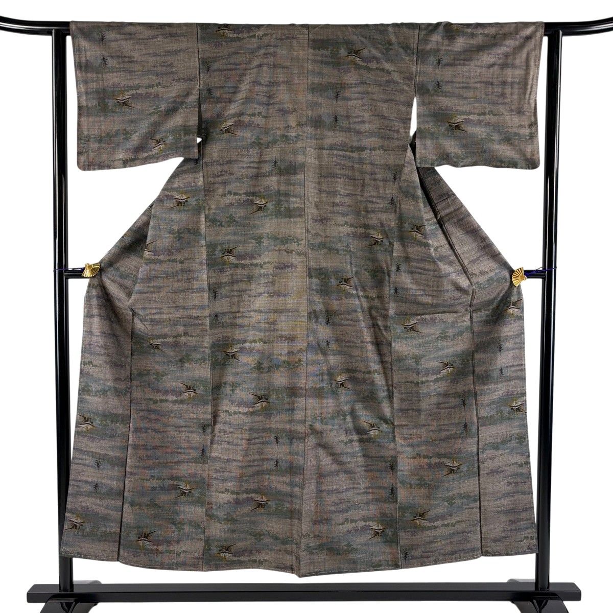 大島紬 身丈150.5cm 裄丈62cm S 袷 純泥染 証紙 建物 霞 焦茶色 正絹 秀品 【中古】