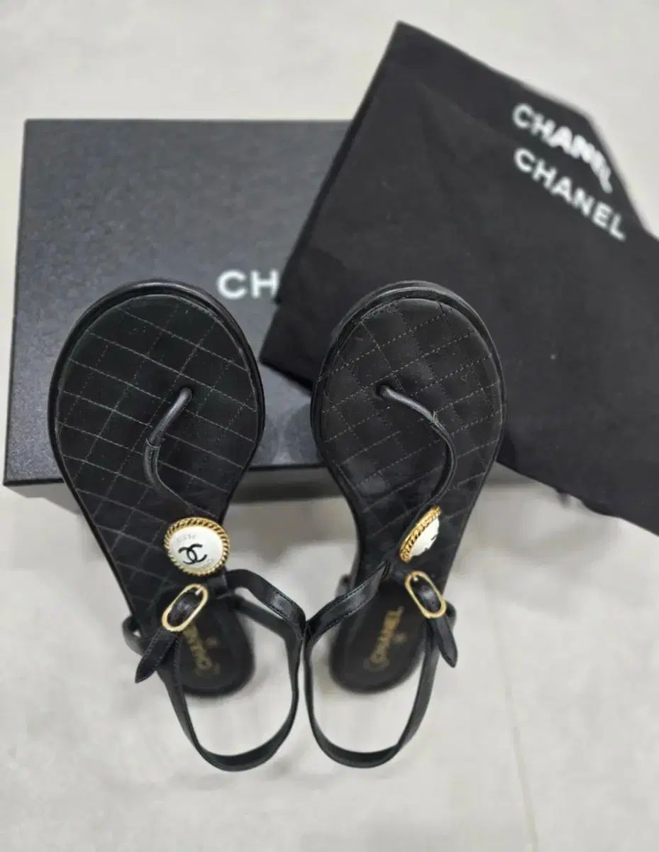 (正規品) CHANEL シャネル サンダル (37)