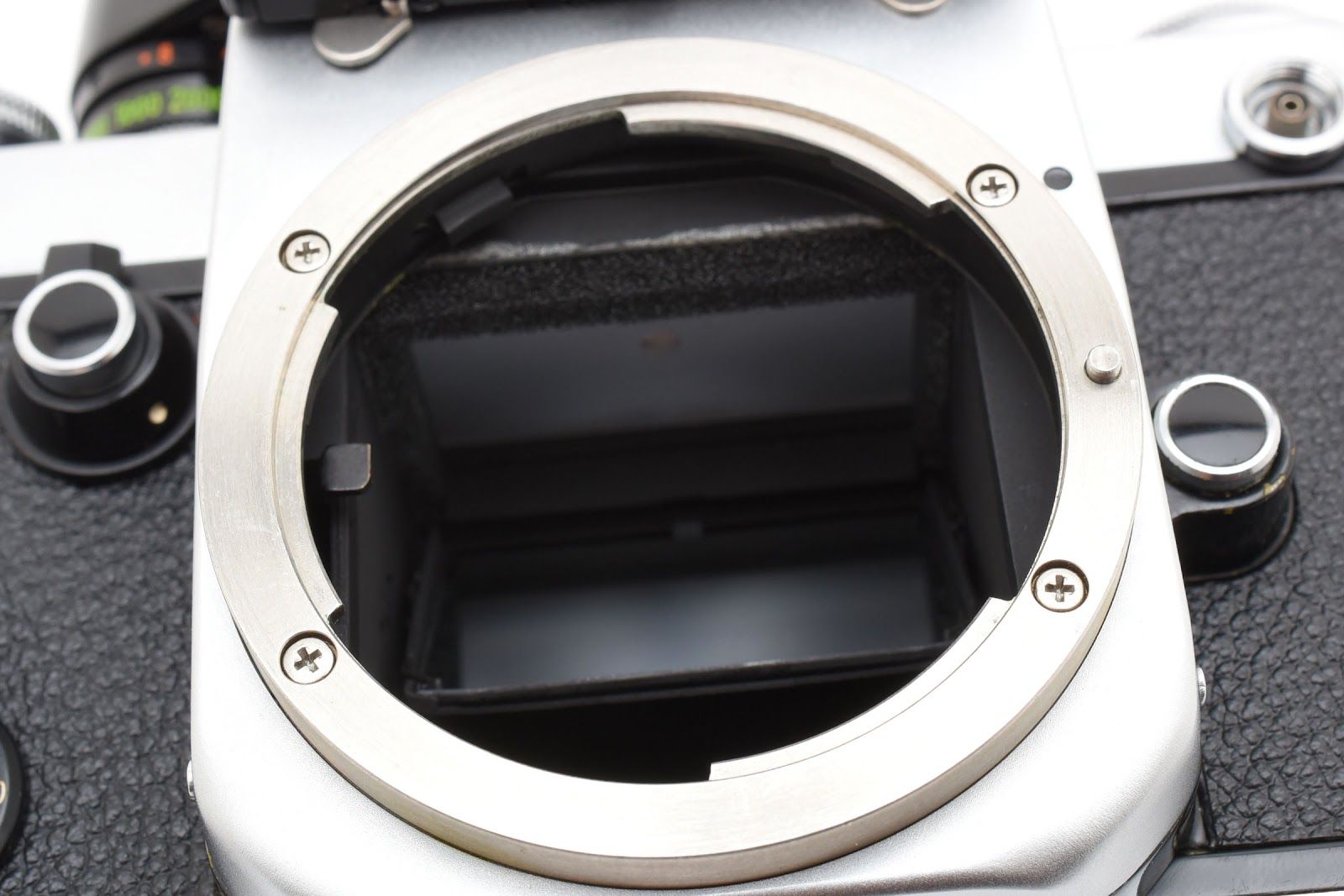 ☆ ニコン Nikon F2 フォトミック S シルバー フィルムカメラ 731万台