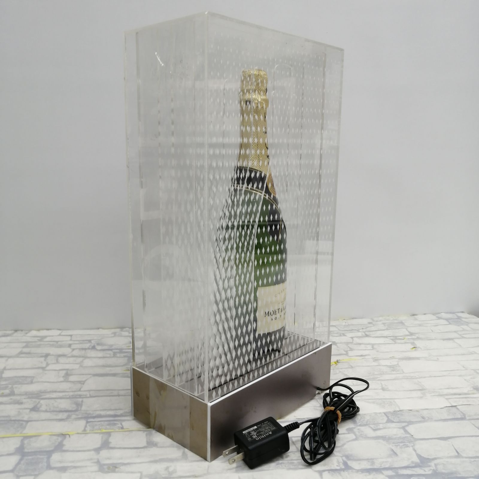 モエシャンドン ゴールデングリマー LEDスタンド ディスプレイ ショーケース ライト/照明/LED モエシャンドン ゴールデングリマー LEDスタンド