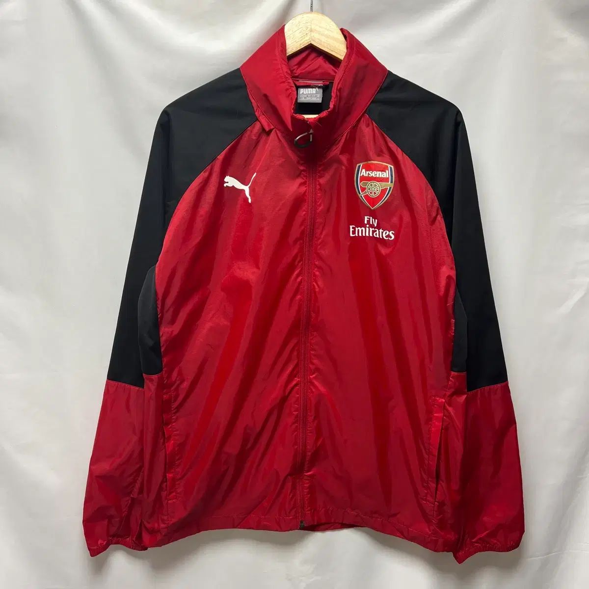 正規品/L PUMA プーマ アーセナル トレーナー レッド ウィンドブレーカー