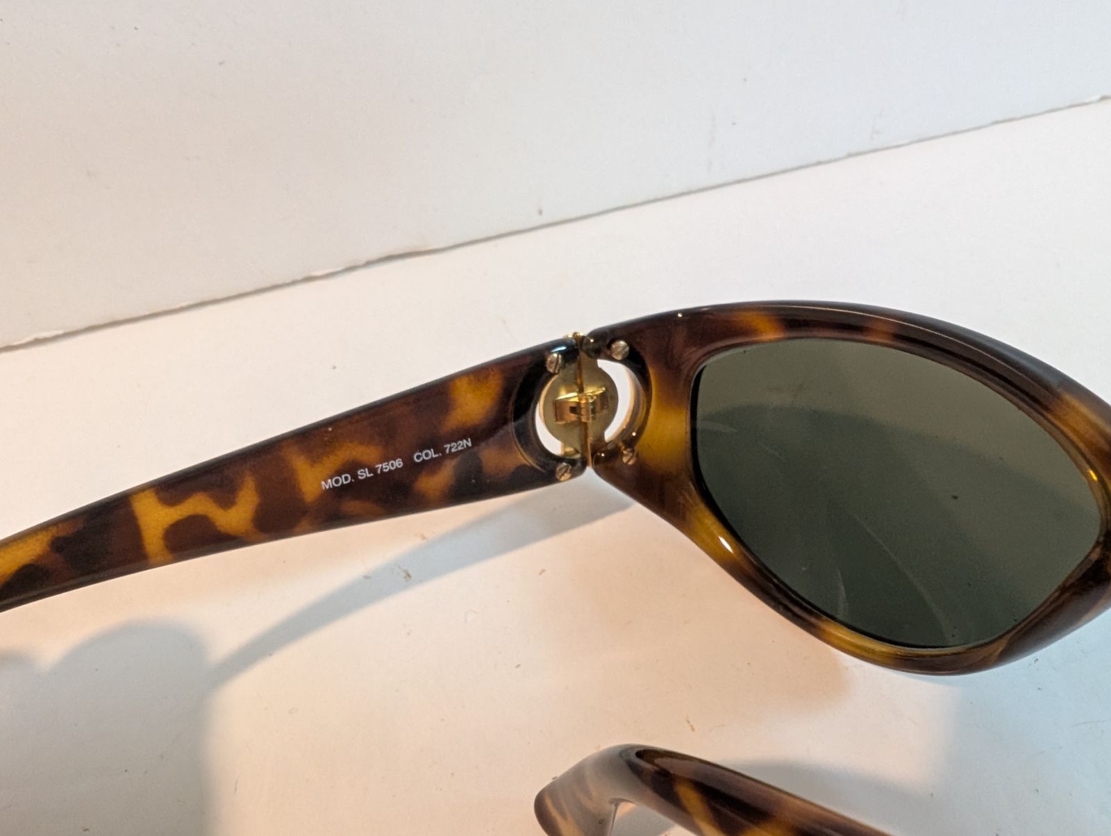 FENDI フェンディ サングラス FENDI フェンディ サングラス