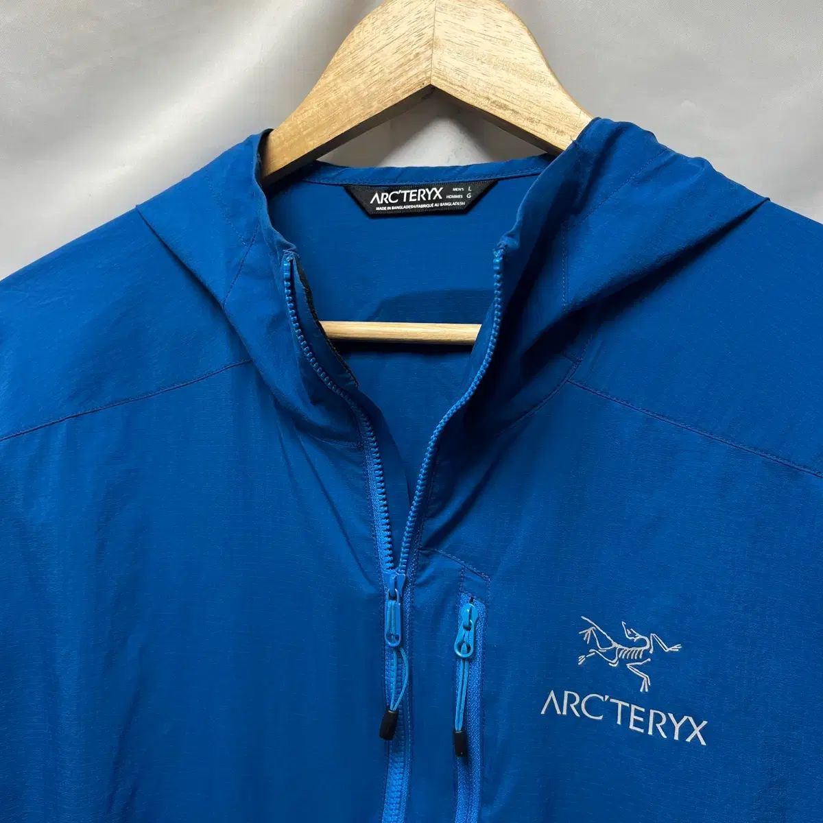 正規品/L ARC'TERYX アークテリクス スコーミッシュ フーディー ウィンドブレーカー ブルー