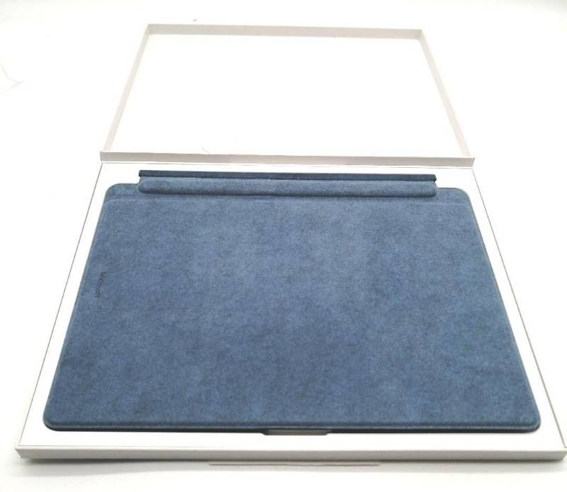 極美品！Microsoft Surface Pro 8X6-00209