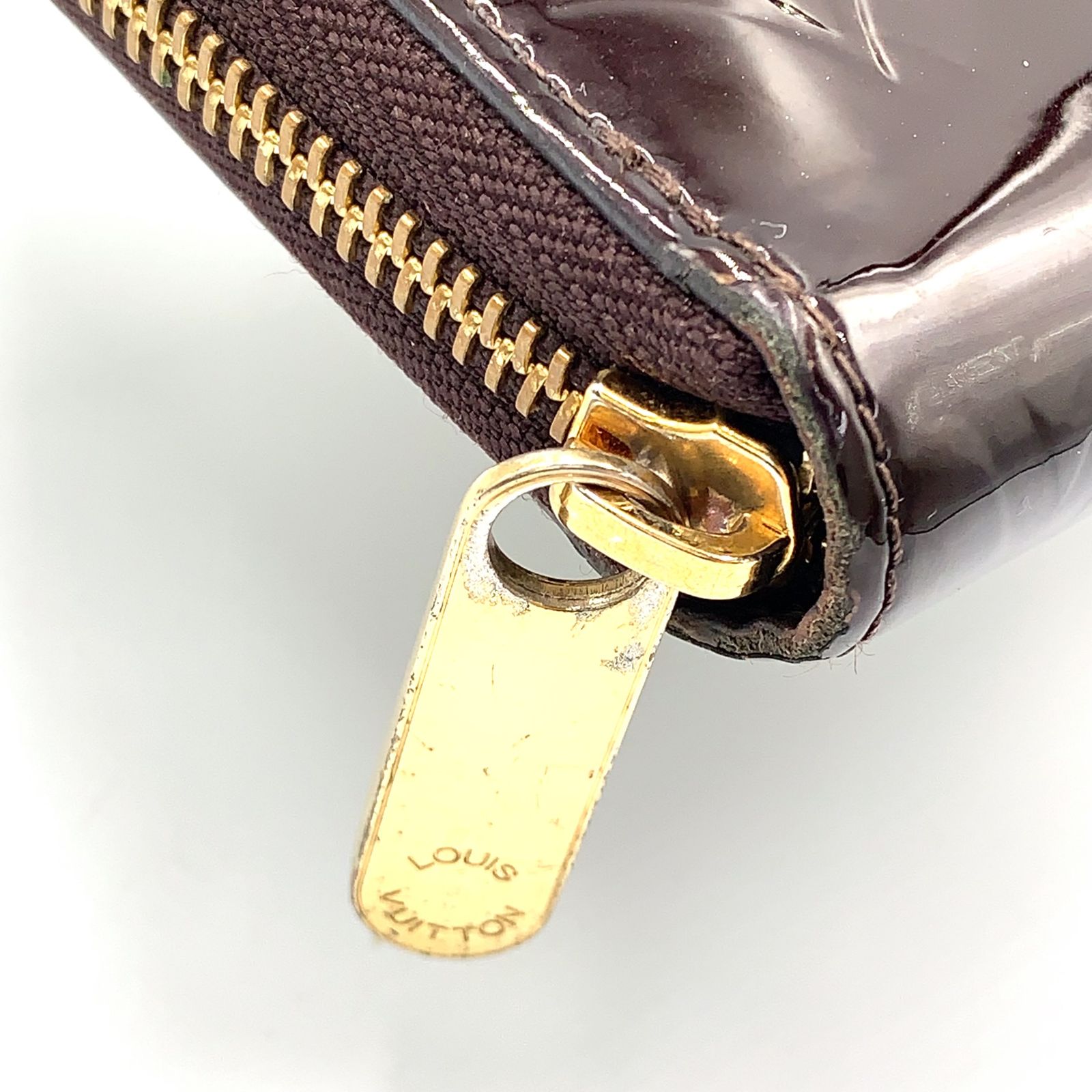 新着】LOUIS VUITTON ジッピーウォレット モノグラムヴェルニ 