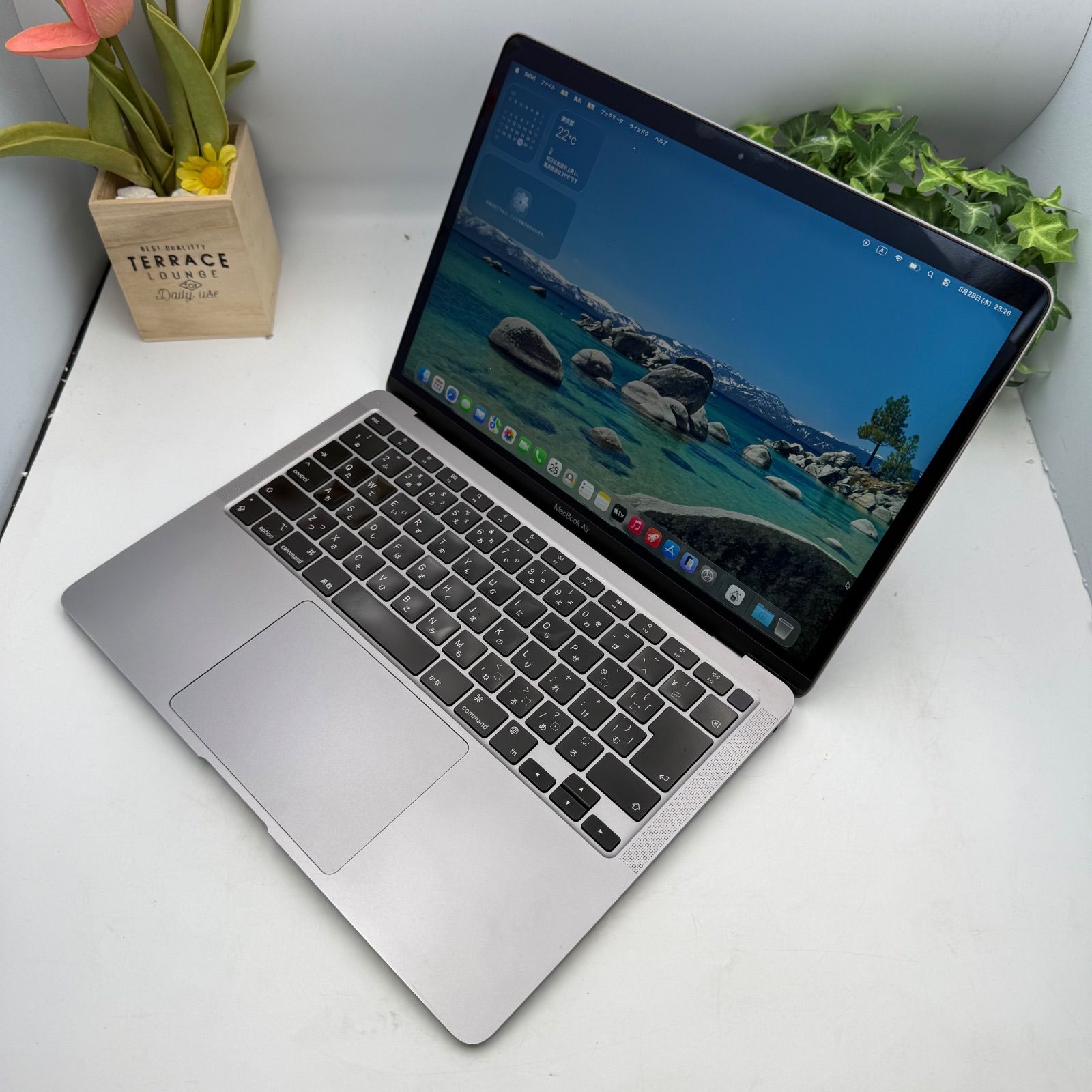 MacBook Air M1 16GB SSD256GB バッテリー新品 - メルカリ