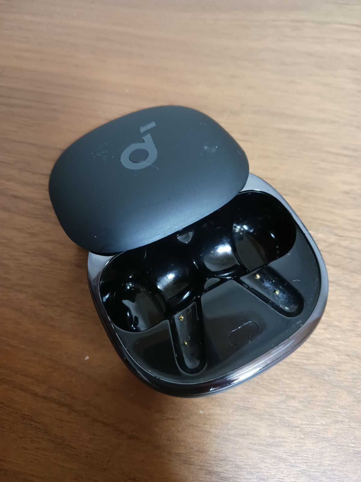 Anker Soundcore Liberty 4 充電ケースのみ ブラック - メルカリ