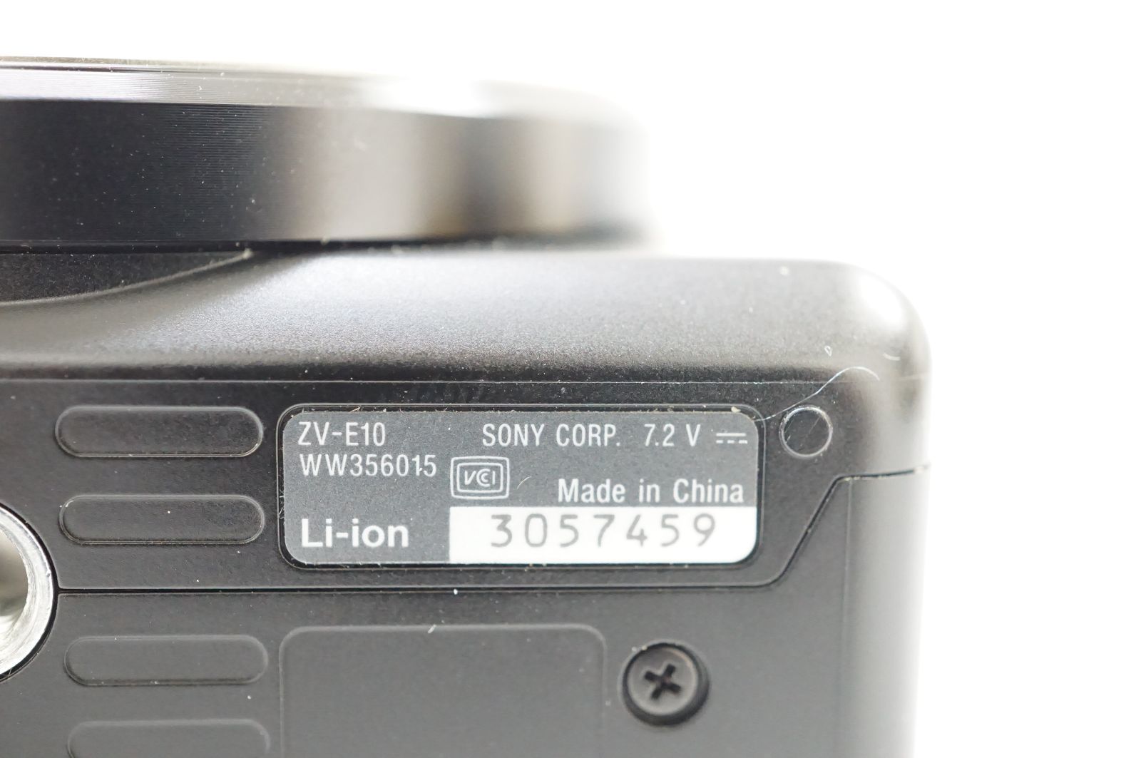 C051738-1)SONY VLOGCAM ZV-E10 ボディ ブラック ミラーレス一眼カメラ